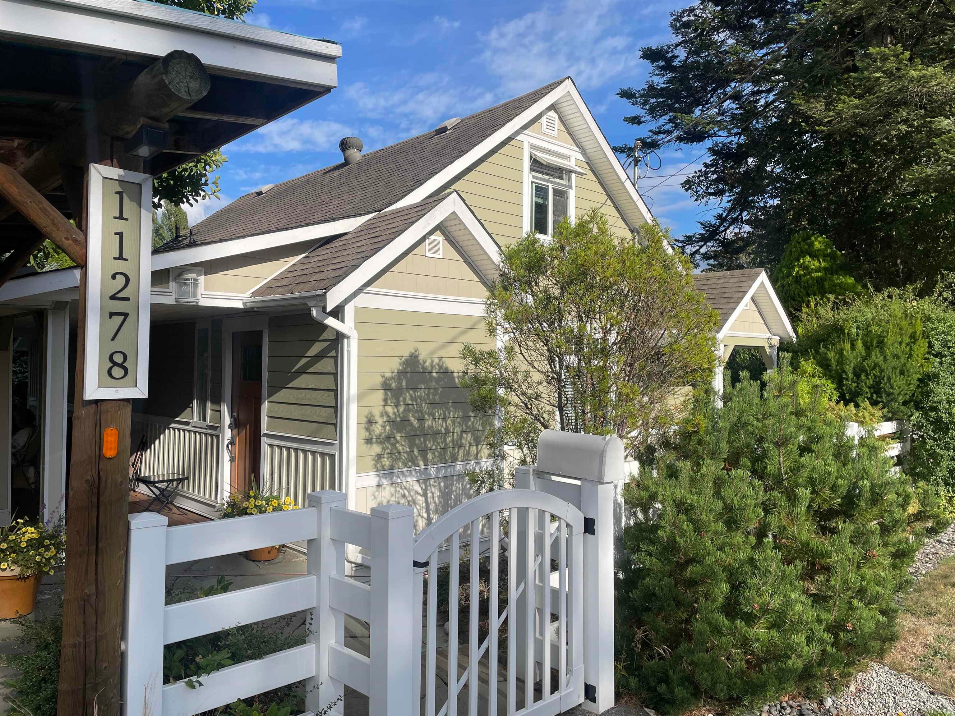 11278 Eltham Street, Maple Ridge, V2X 1P3 — photo 1