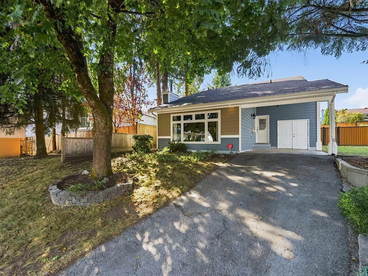 1206 Secret Court, Coquitlam