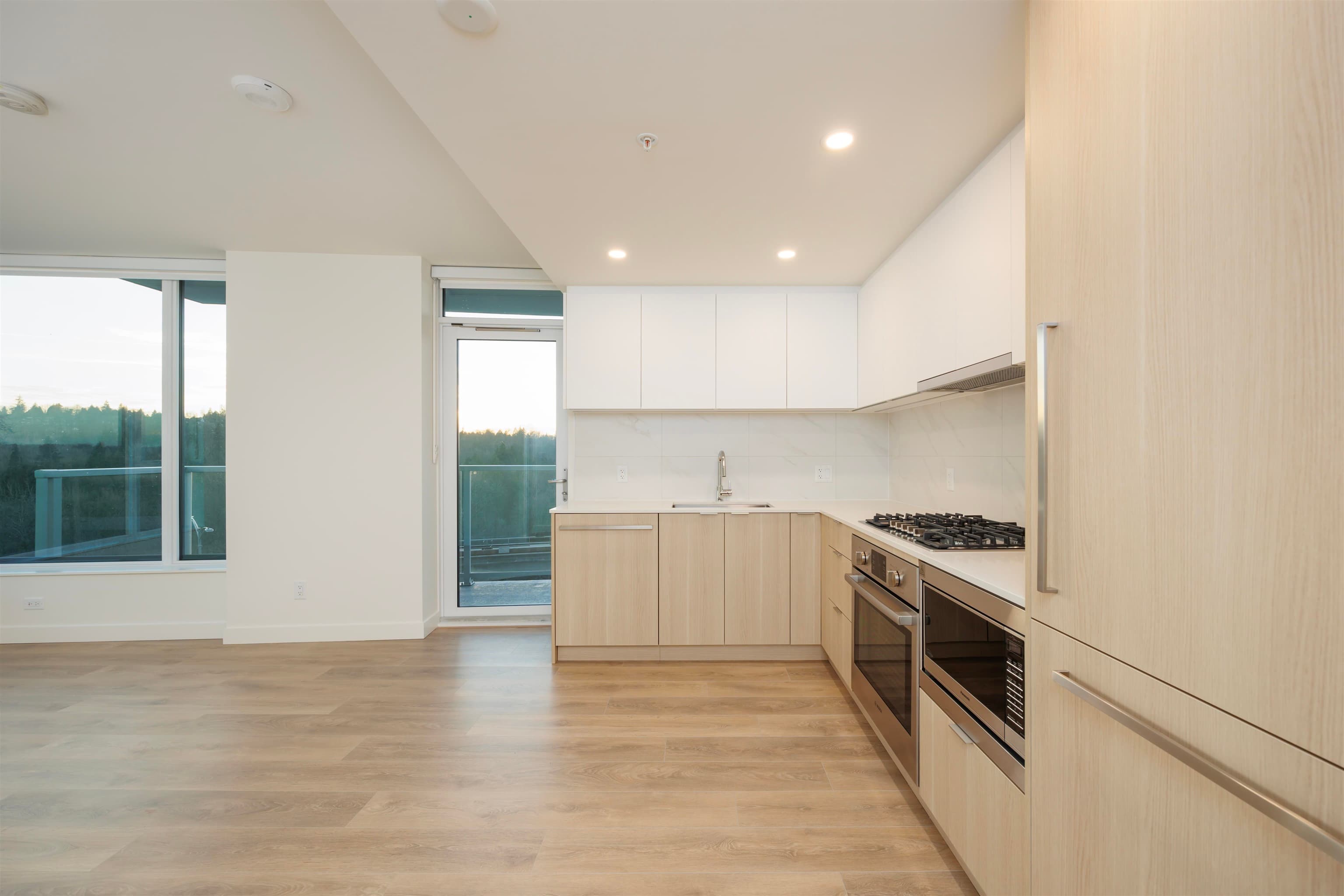802 - 308 Alderson Avenue, Coquitlam, V3K 0J2 — photo 3