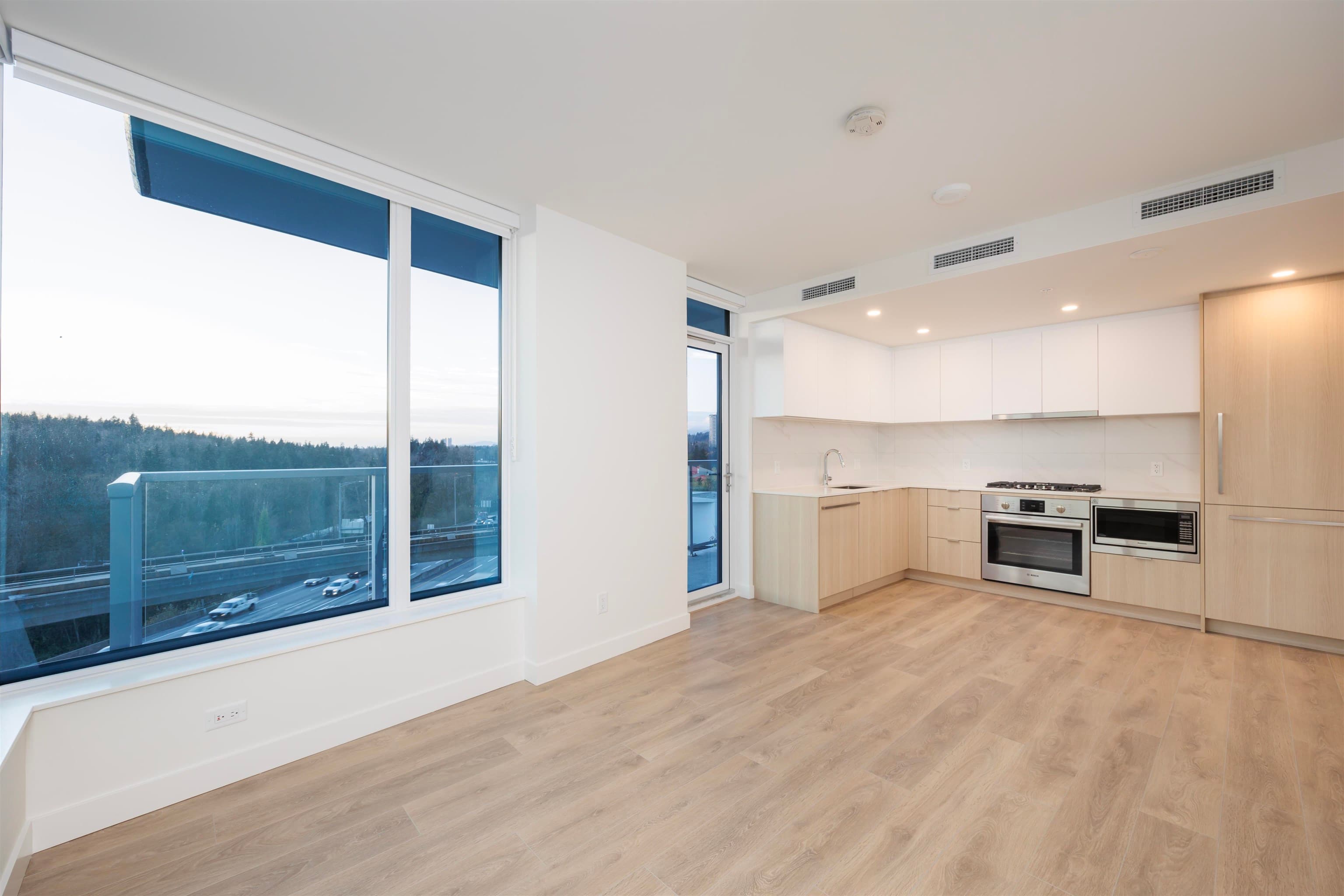 802 - 308 Alderson Avenue, Coquitlam, V3K 0J2 — photo 1