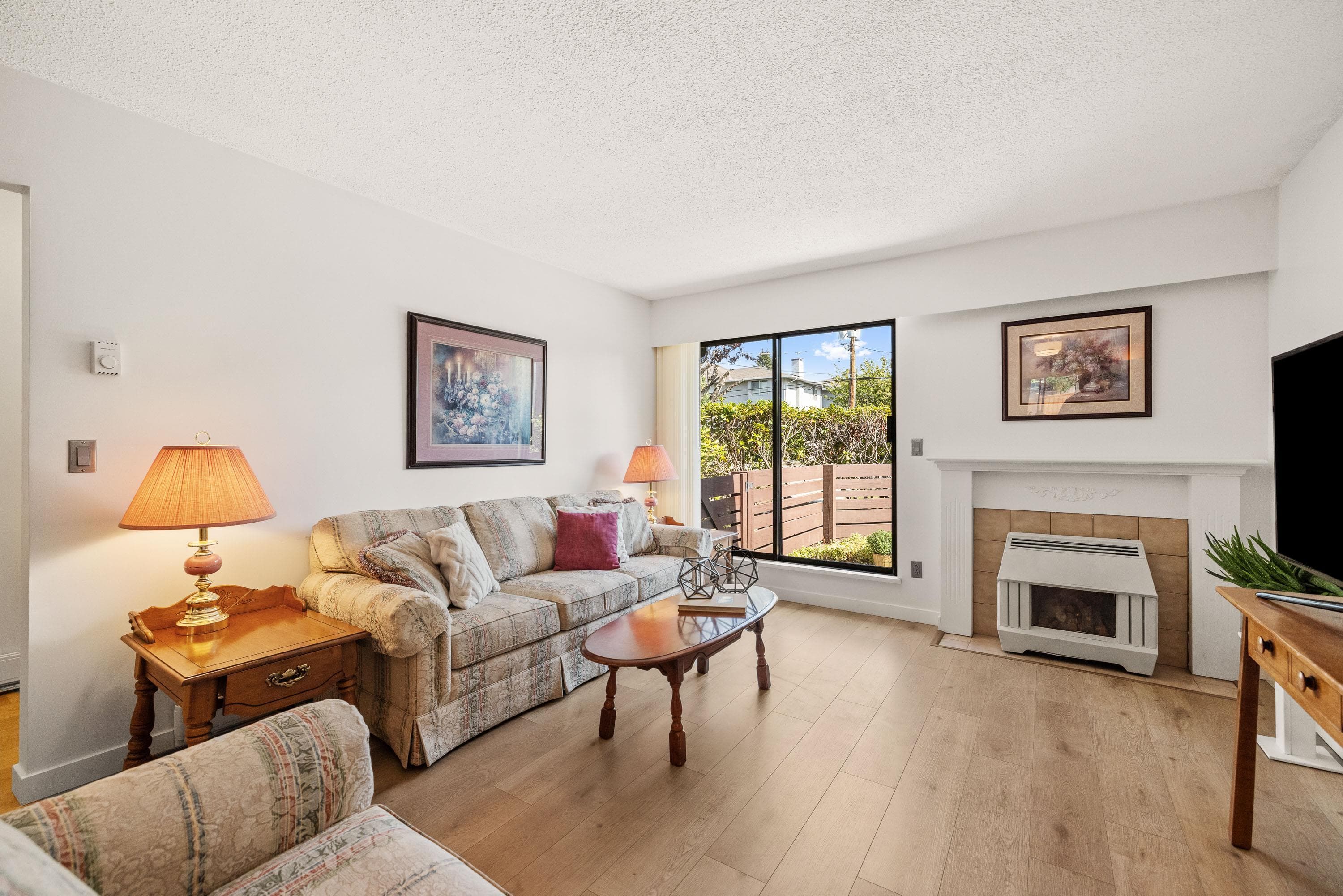 3455 Coast Meridian Road, Port Coquitlam, V3B 3N7 — photo 5