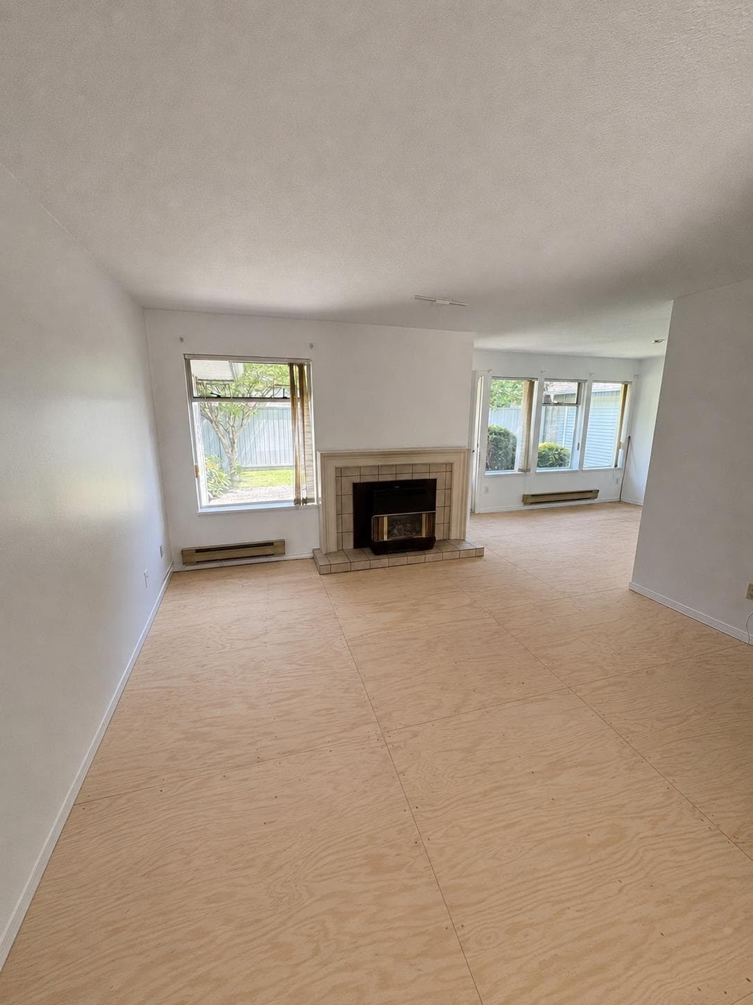 118 - 14220 19a Avenue, Surrey, V4A 8K8 — photo 4