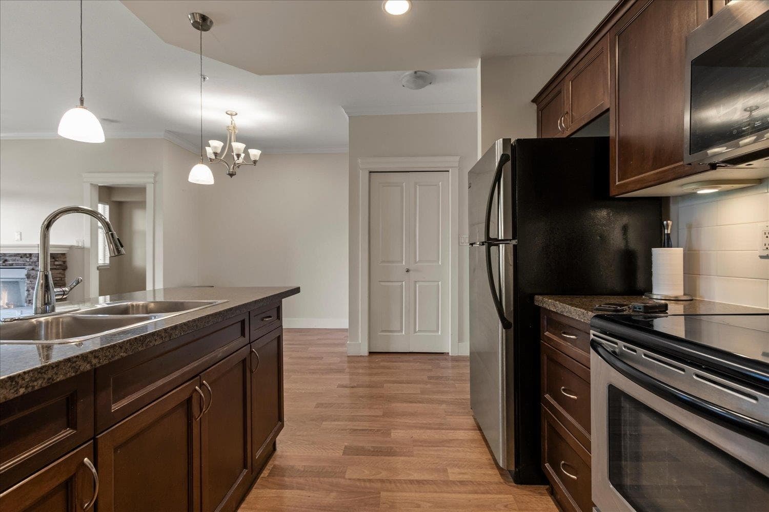 302 - 33338 Mayfair Avenue, Abbotsford, V2S 0A4 — photo 5