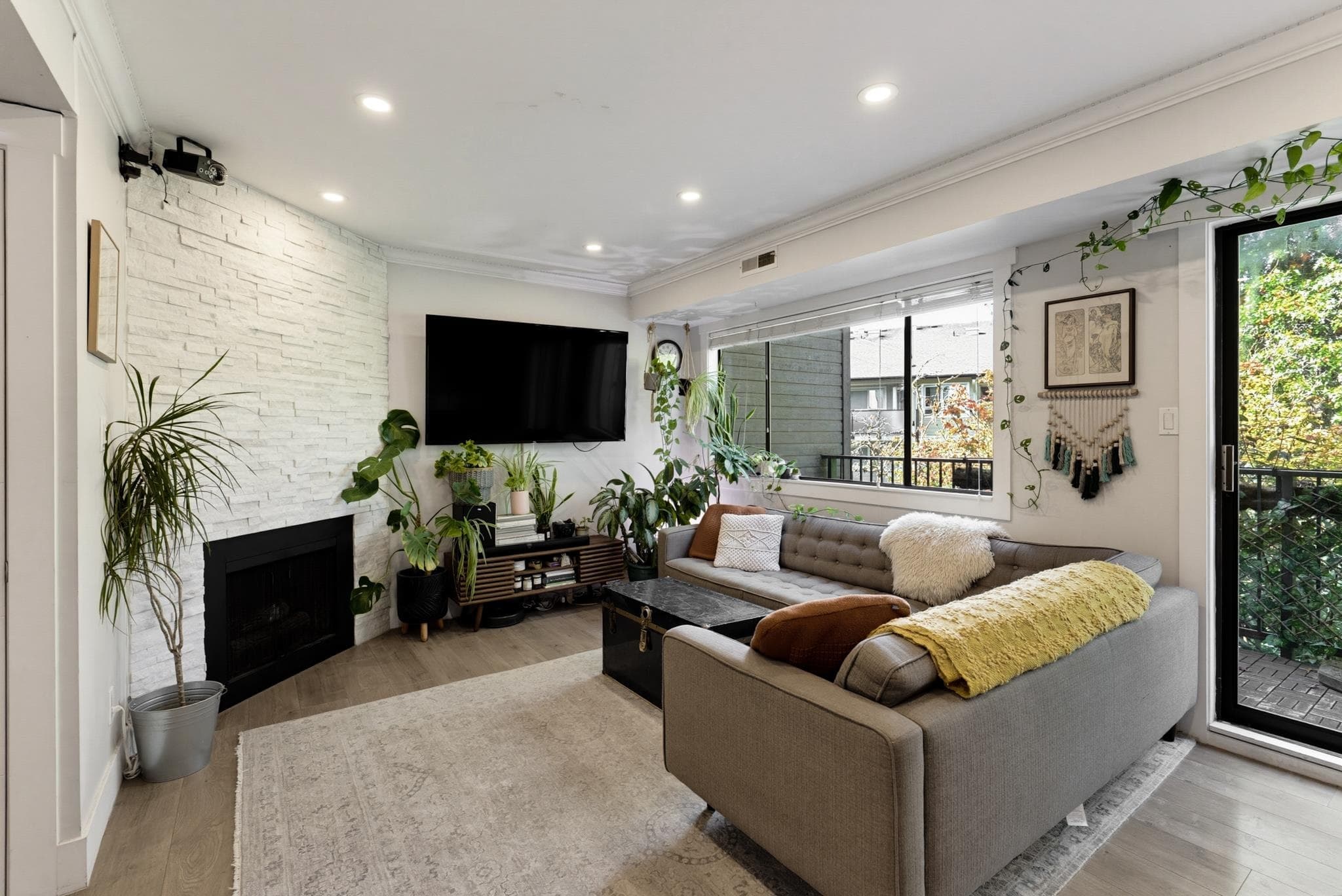 1845 Goleta Drive, Burnaby, V5A 1P6 — photo 5
