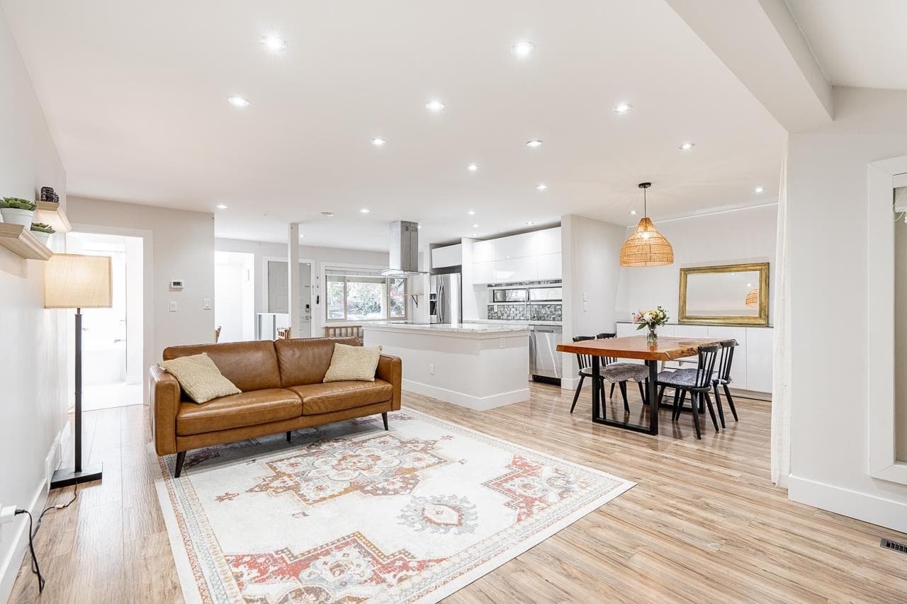 15784 Mcbeth Road, Surrey, V4A 5X3 — photo 1