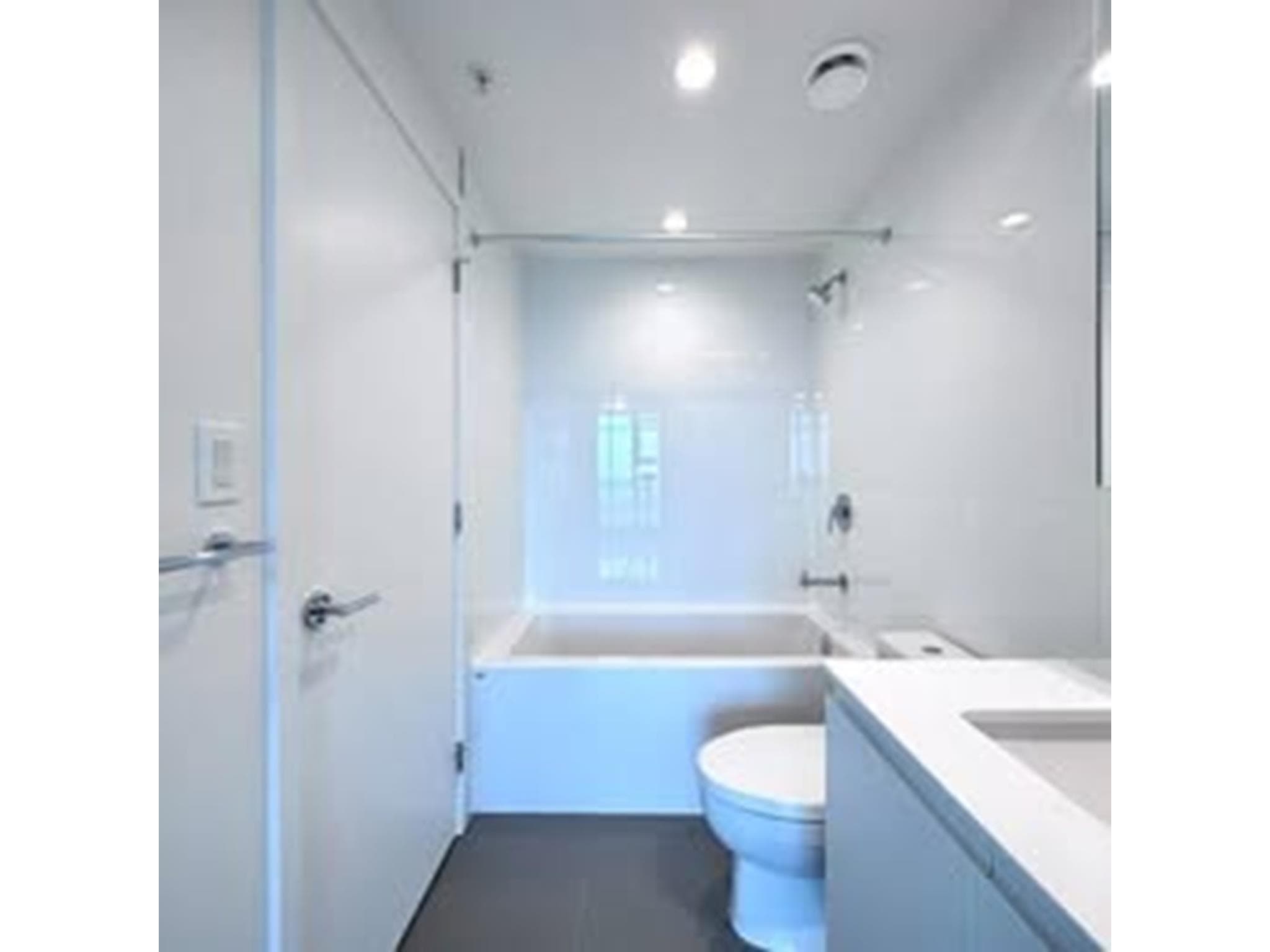508 - 3809 Evergreen Place, Burnaby, V5G 4L7 — photo 4