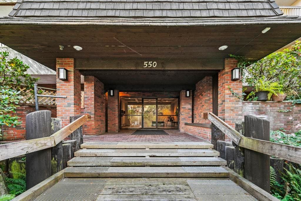 212 - 550 E 6th Avenue, Vancouver