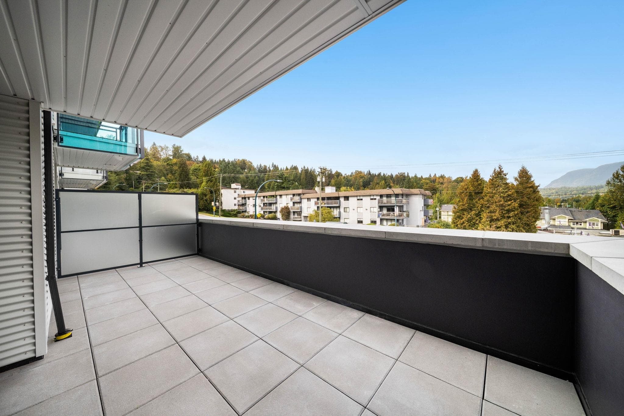 213 - 2015 St. Johns Street, Port Moody, V3H 0N5 — photo 3