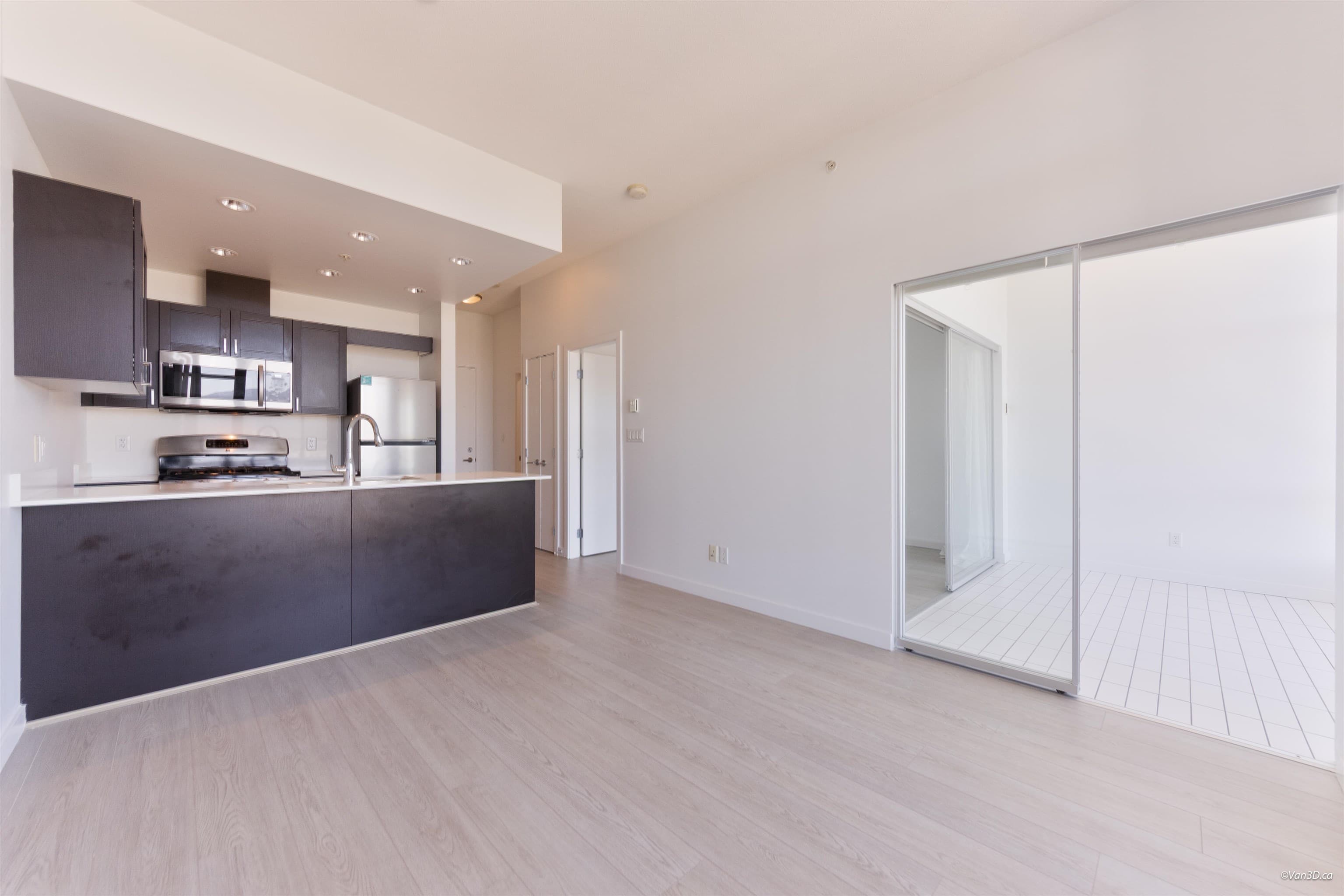 2303 - 4815 Eldorado Mews, Vancouver, V5R 0B2 — photo 2