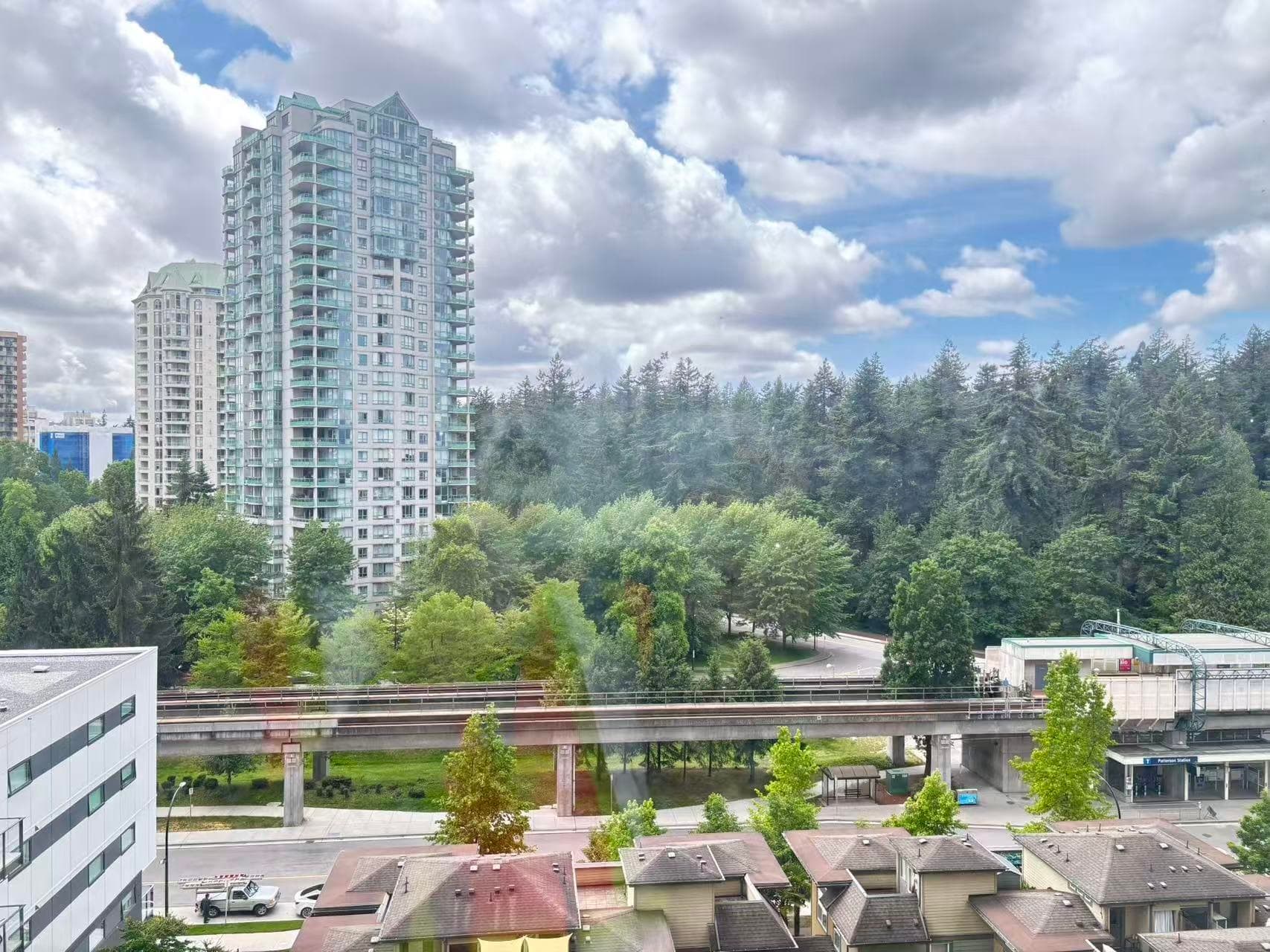 908 - 5938 Olive Street, Burnaby, V5H 2P6 — photo 2
