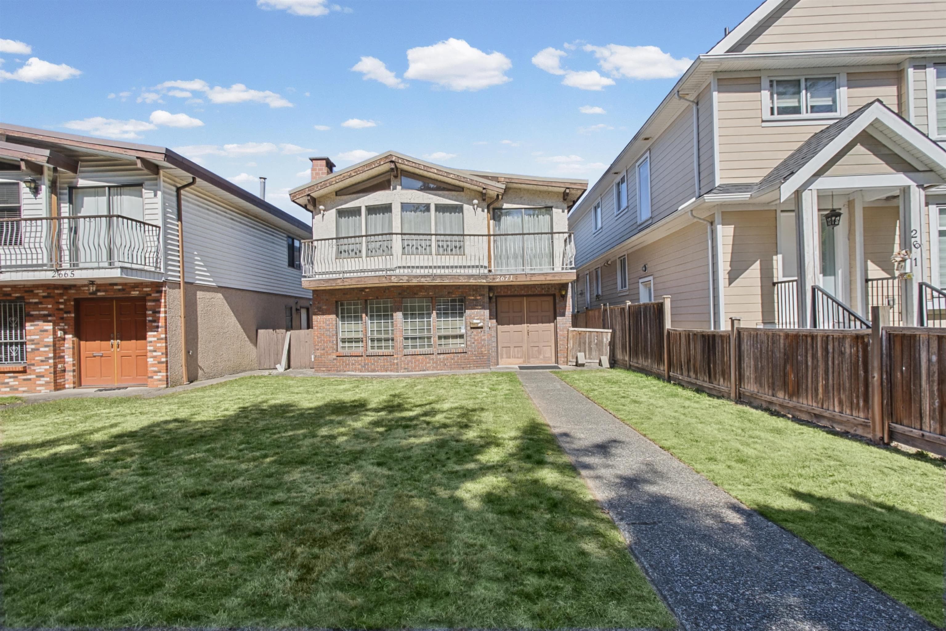 2671 E 41st Avenue, Vancouver, V5R 2W6 — photo 2