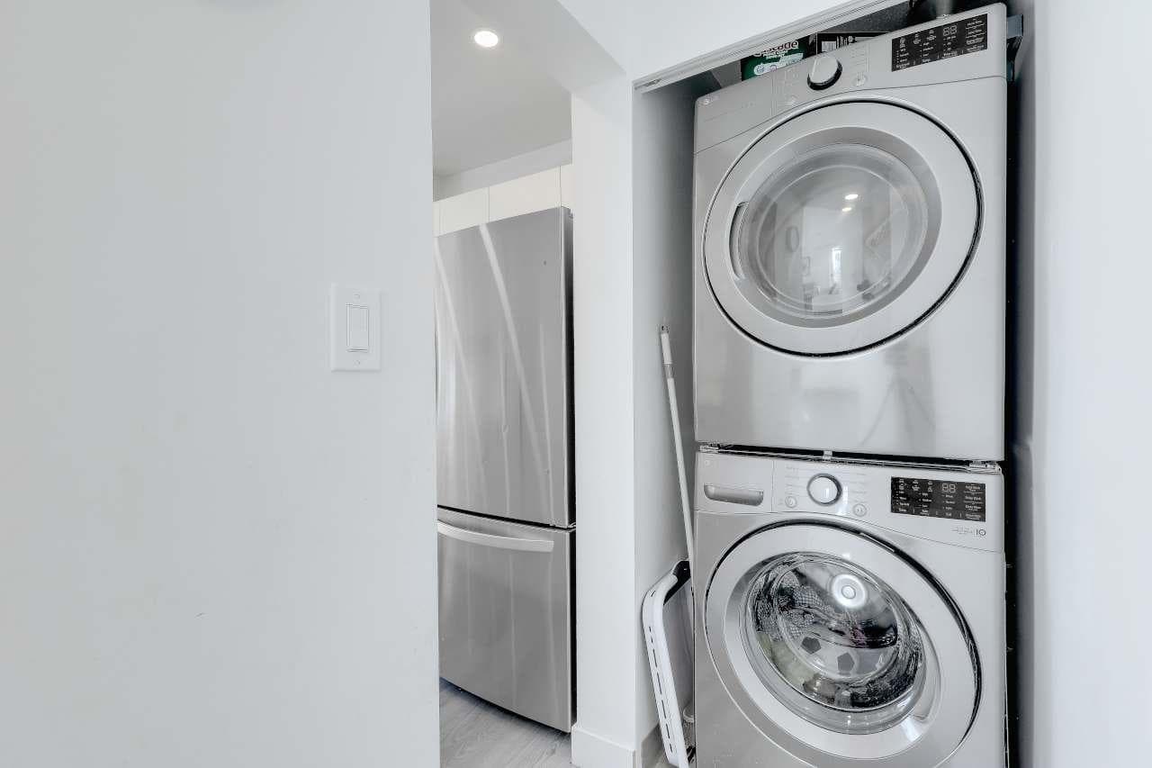 1003 - 4603 Hazel Street, Burnaby, V5H 4N1 — photo 5