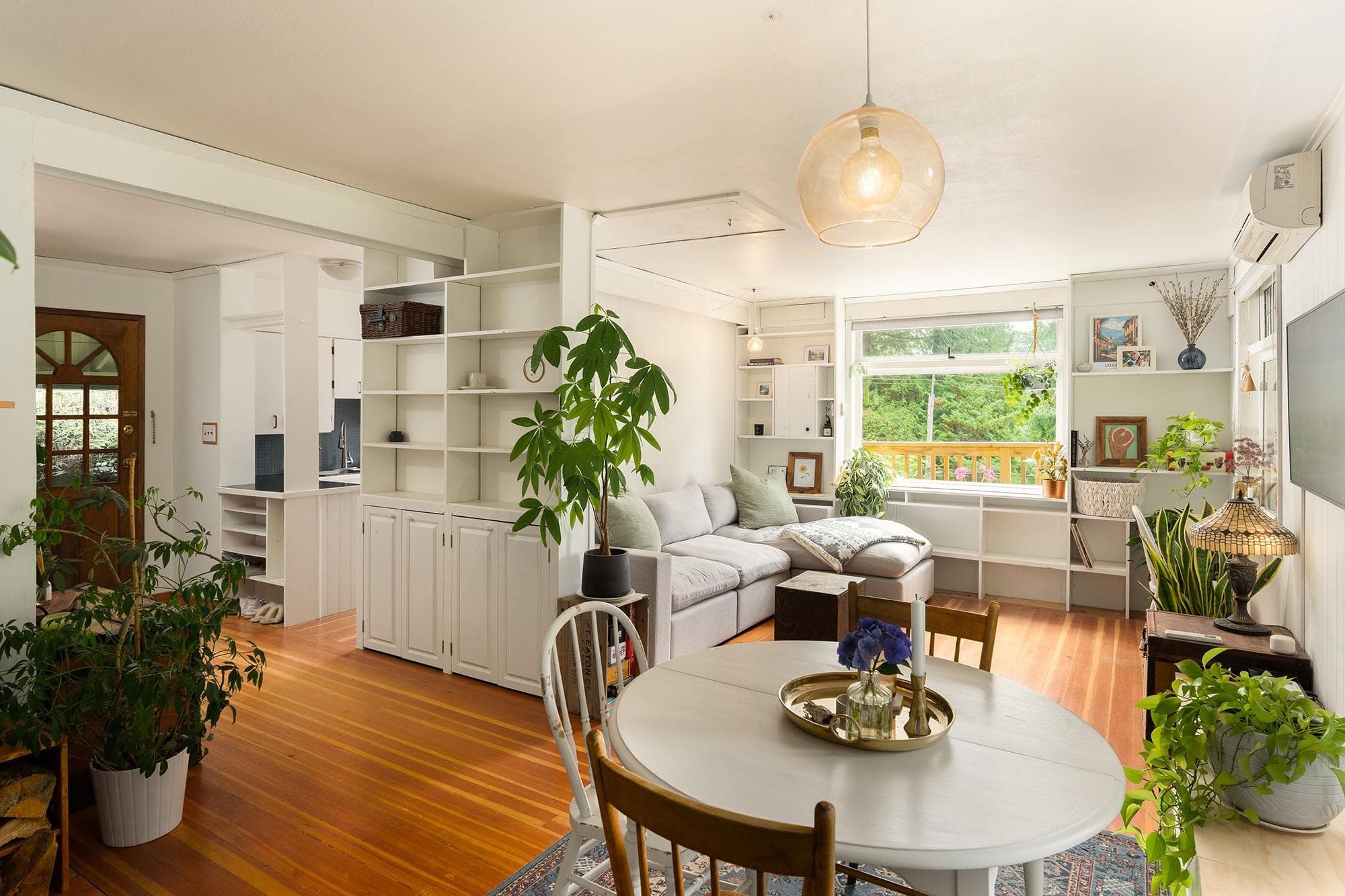 1144 Miller Road, Bowen Island, V0N 1G1 — photo 2
