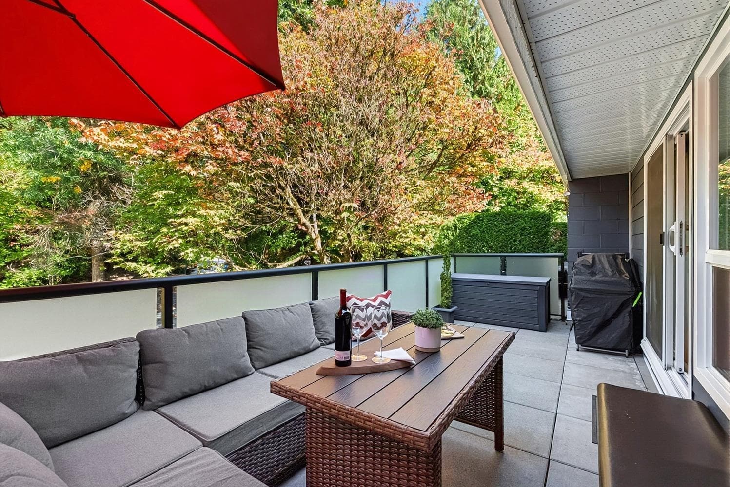 16 - 9151 Forest Grove Drive, Burnaby, V5A 3Z5 — photo 1