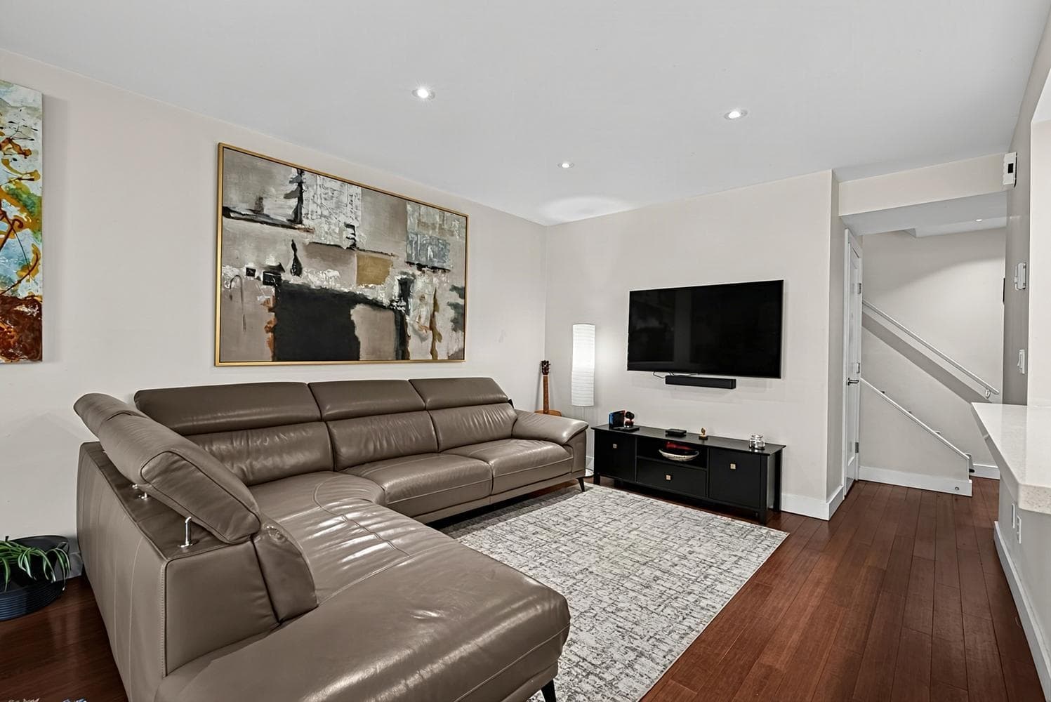 16 - 9151 Forest Grove Drive, Burnaby, V5A 3Z5 — photo 4
