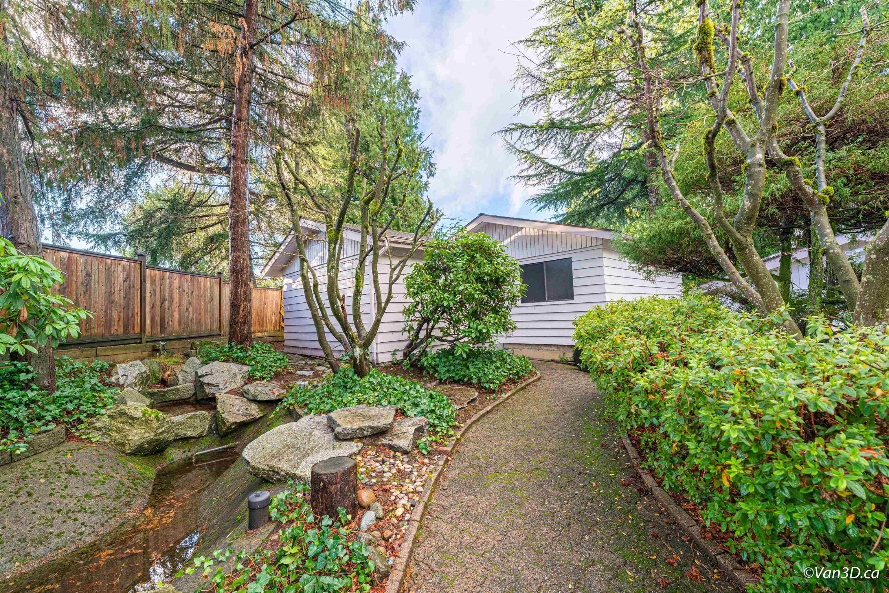 6408 Chaucer Place, Burnaby, V5E 3Y5 — photo 3