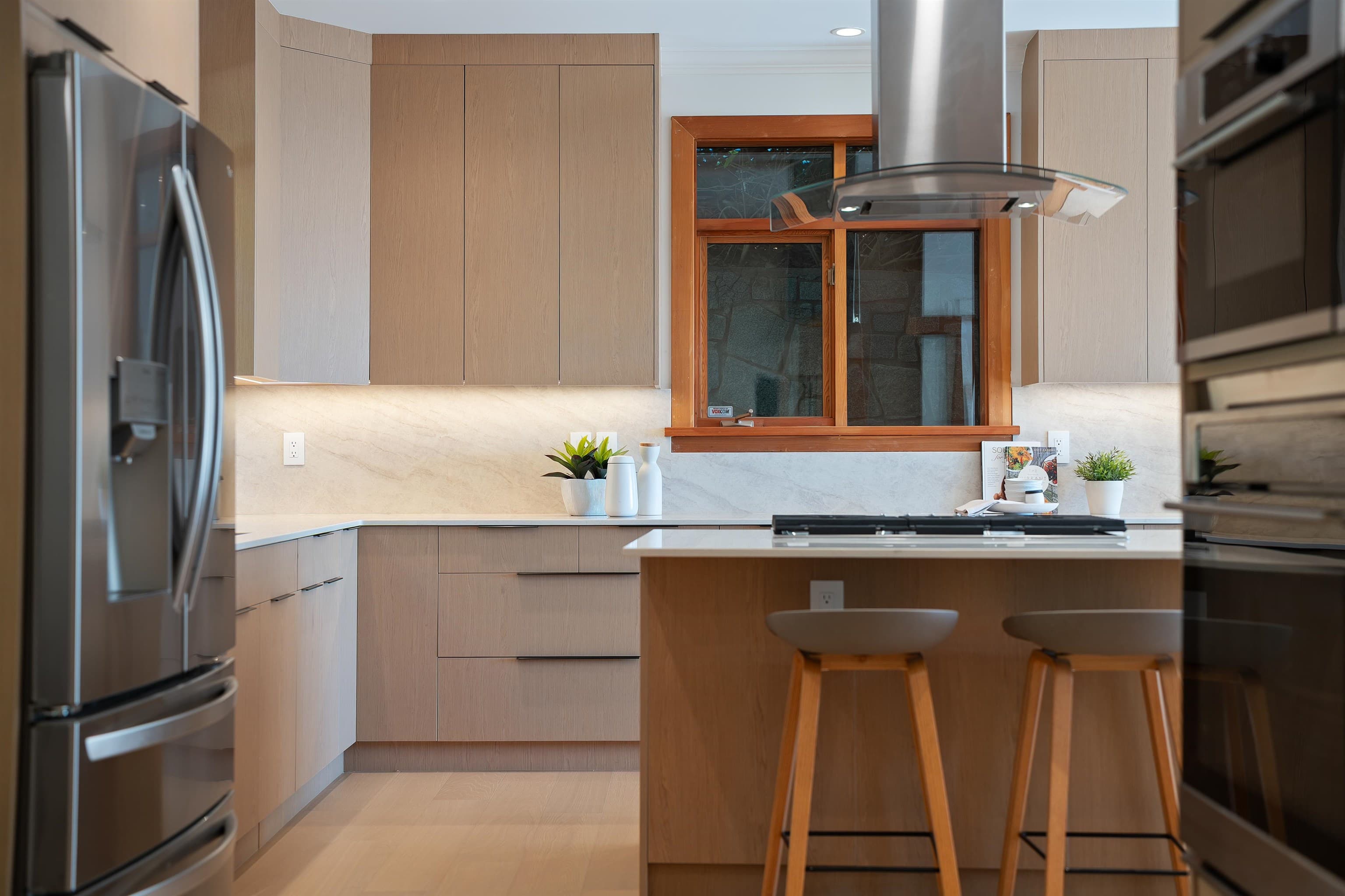 4812 Skyline Drive, North Vancouver, V7R 3J3 — photo 5
