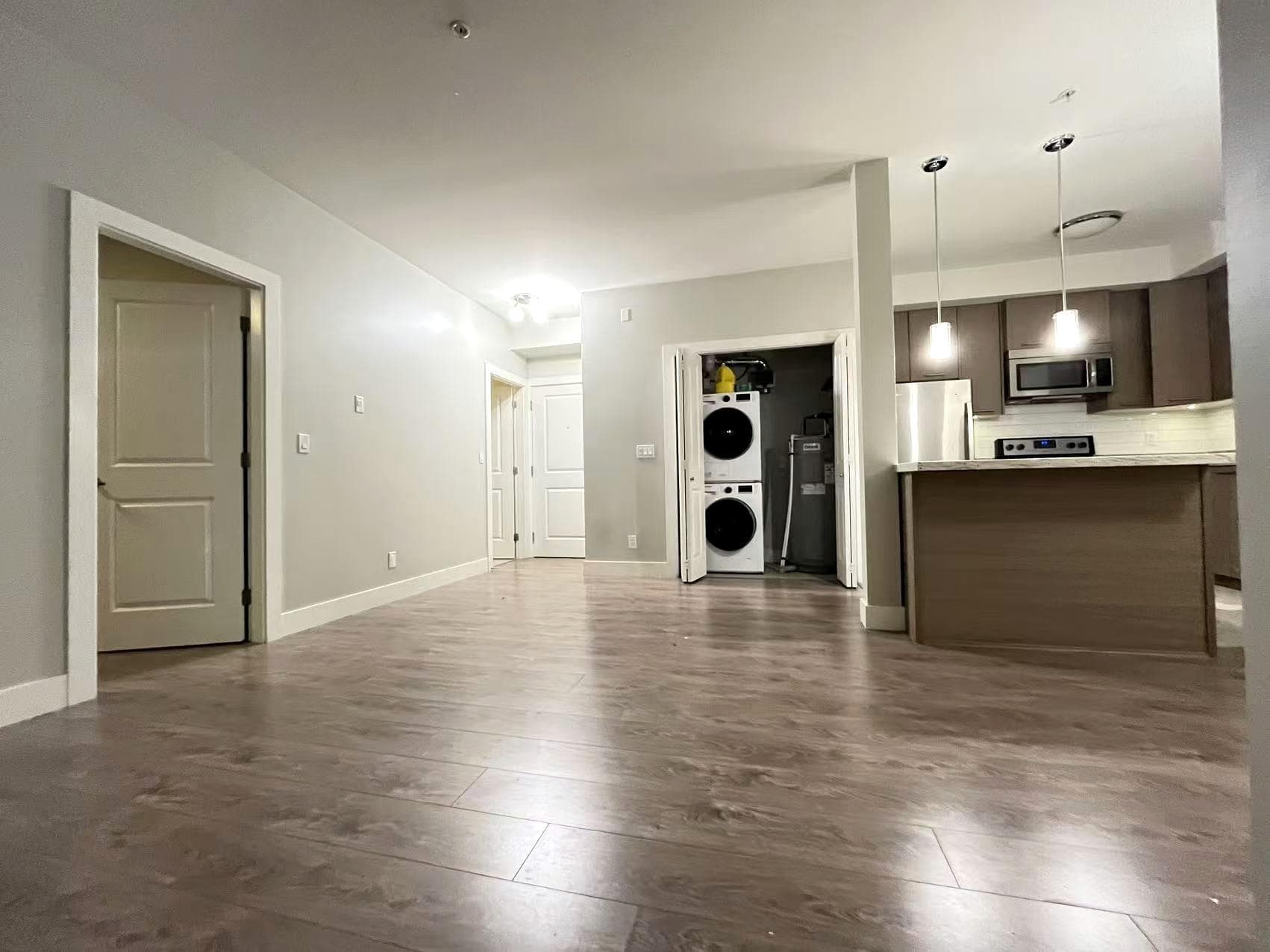 305 - 7377 14th Avenue, Burnaby, V3N 1Z7 — photo 3