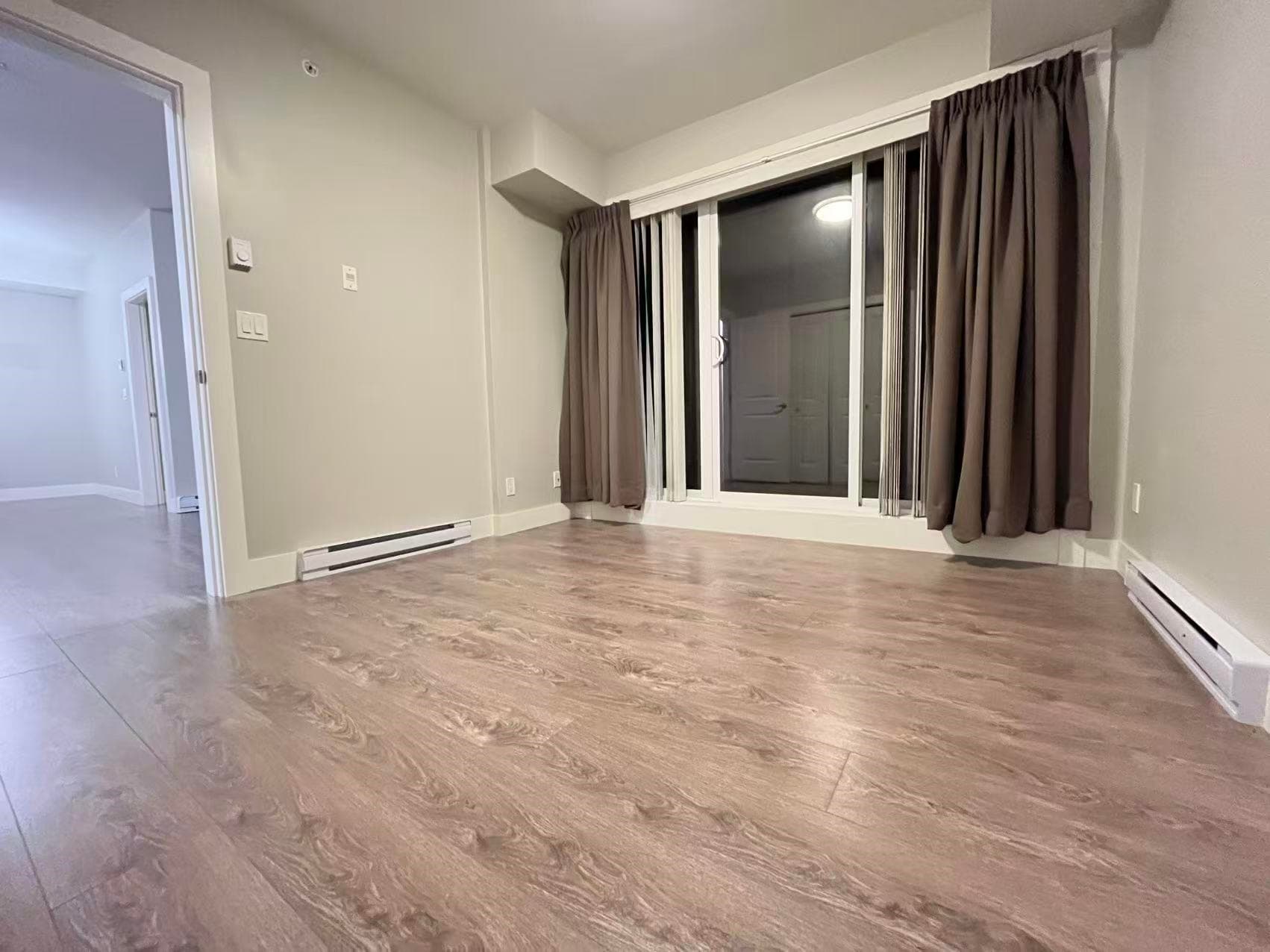 305 - 7377 14th Avenue, Burnaby, V3N 1Z7 — photo 4