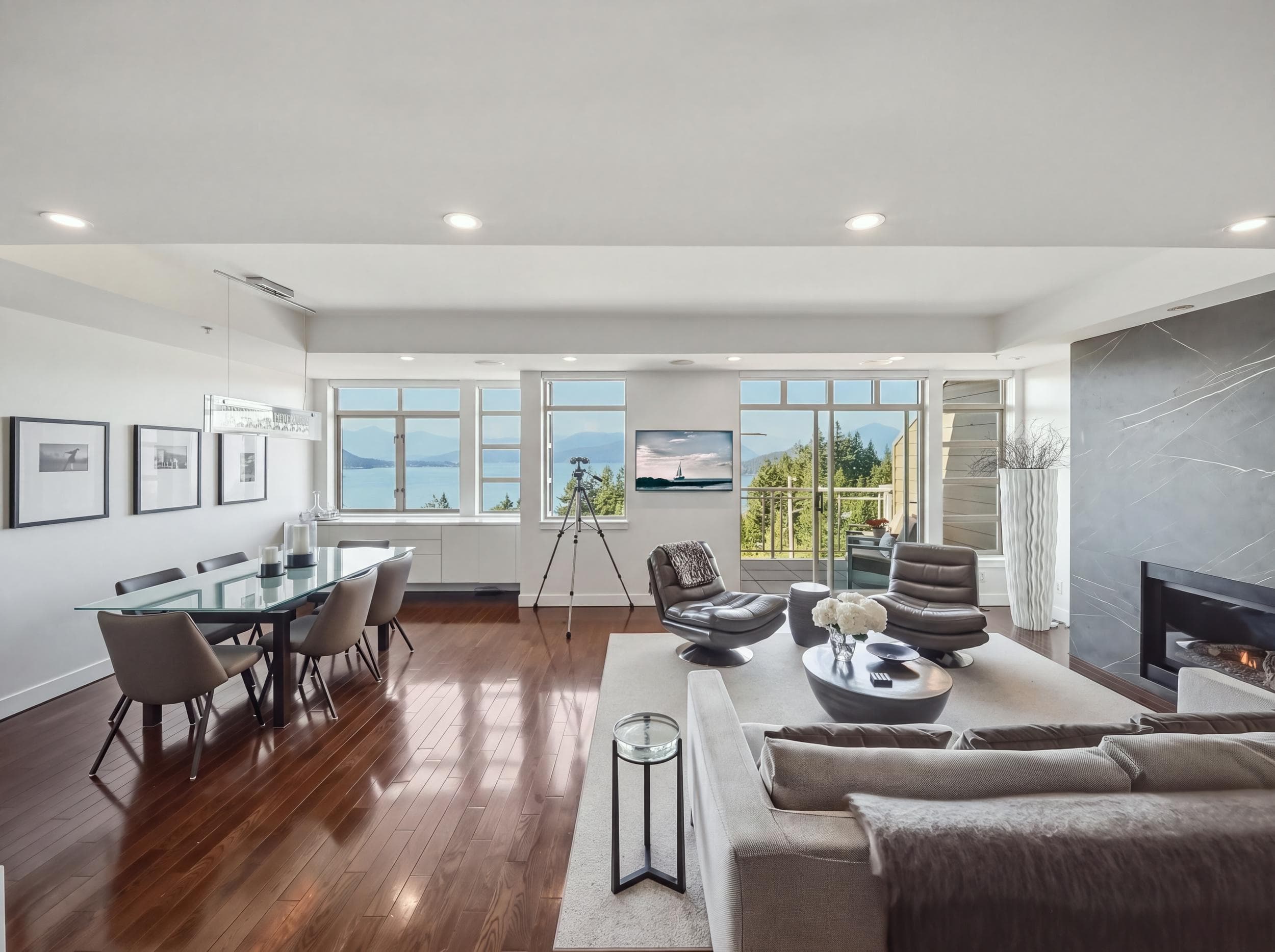 8547 Seascape Court, West Vancouver, V7W 3J7 — photo 4