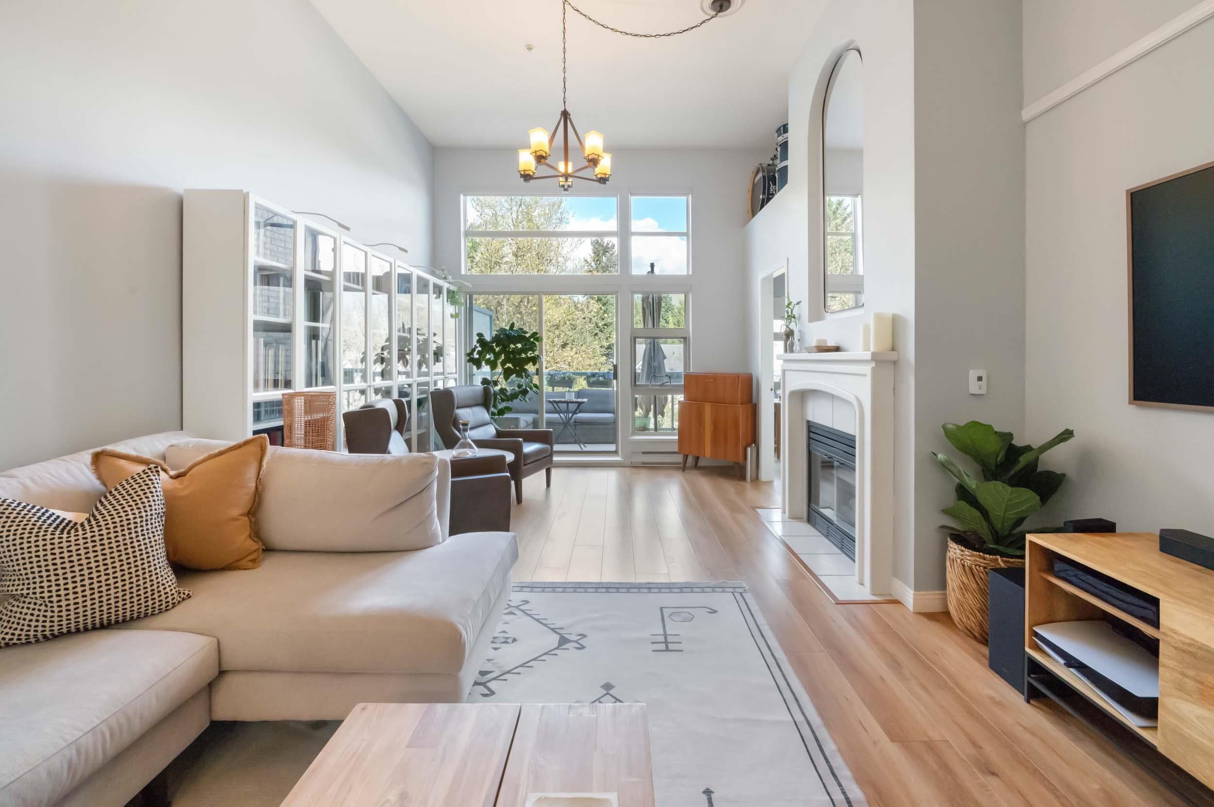 606 - 301 Maude Road, Port Moody, V3H 5B1 — photo 1