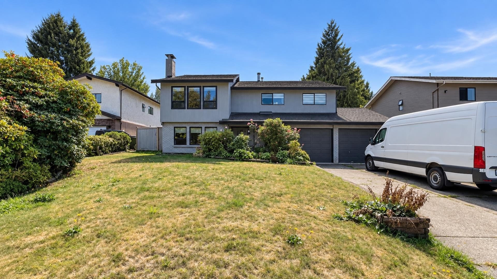 5298 Schou Street, Burnaby, V5G 4L1 — photo 1