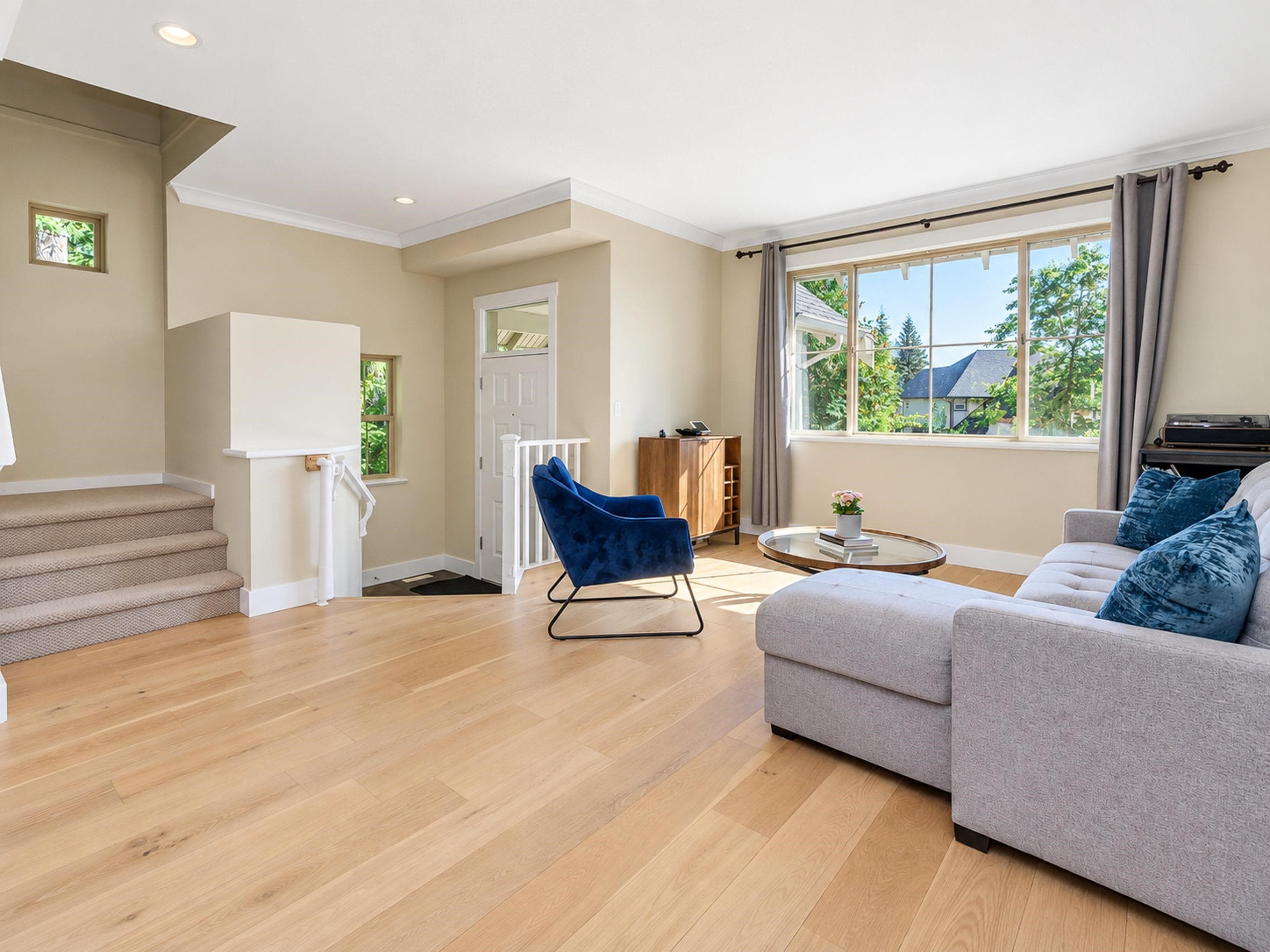 167 Fernway Drive, Port Moody, V3H 5M1 — photo 2