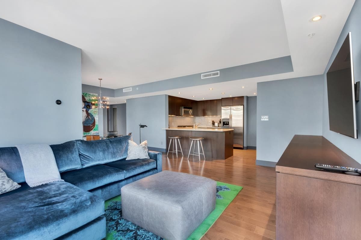2104 - 1205 W Hastings Street, Vancouver, V6E 4T7 — photo 2