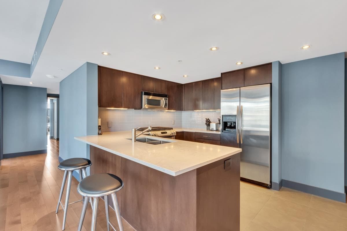 2104 - 1205 W Hastings Street, Vancouver, V6E 4T7 — photo 4