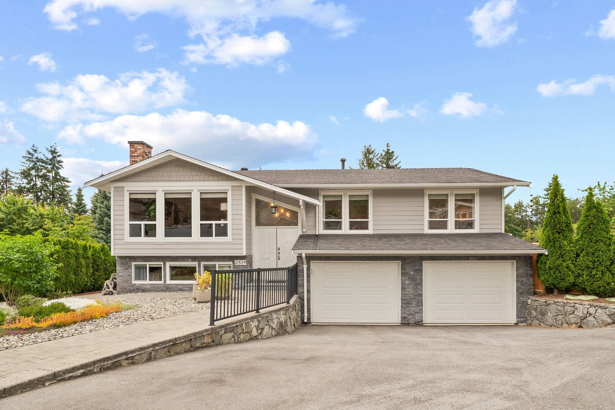 2519 Channel Court, Coquitlam, V3H 3E5 — photo 2