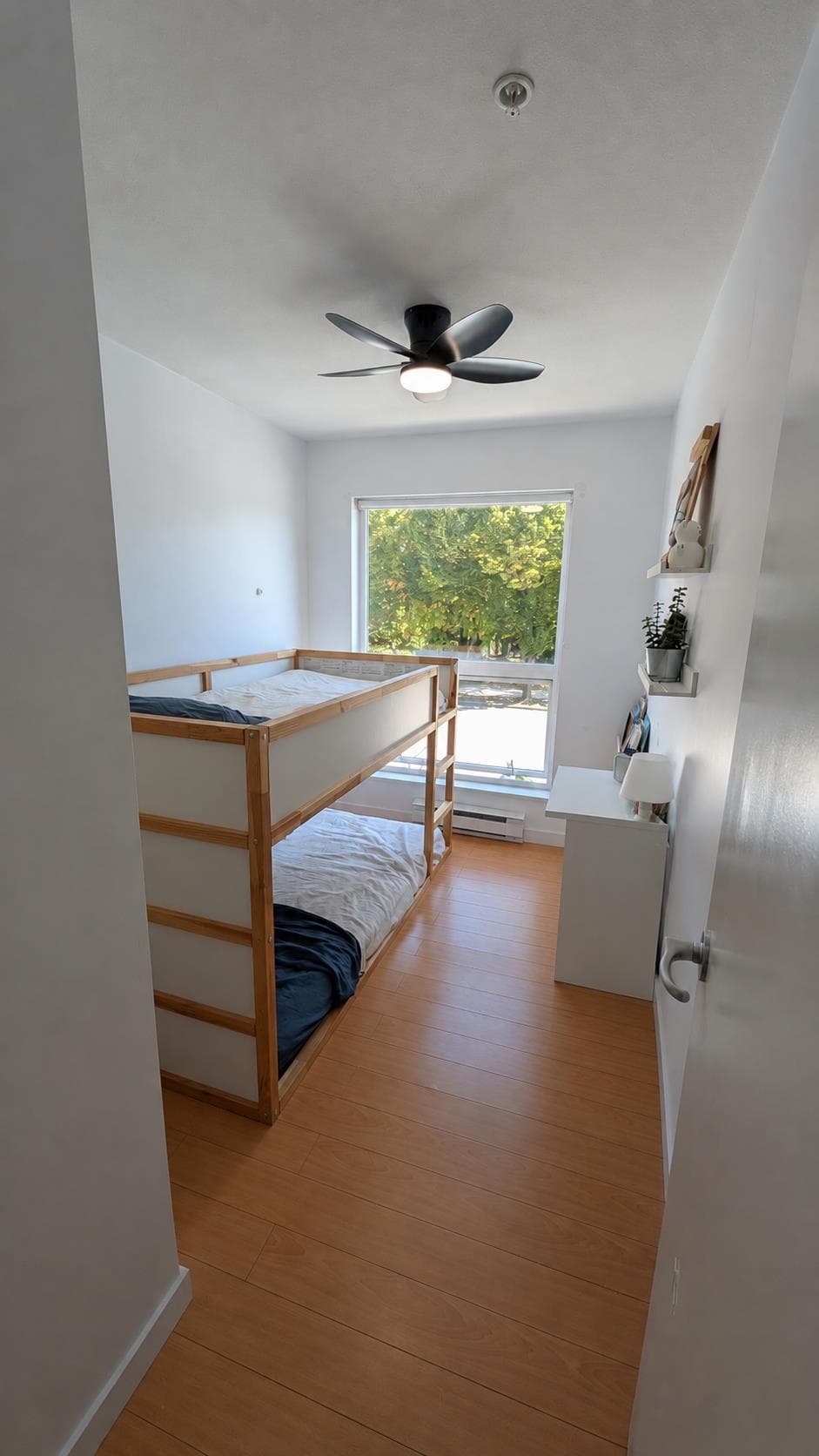 210 - 2891 E Hastings Street, Vancouver, V5K 5J8 — photo 3