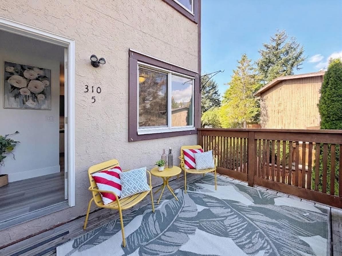 5 - 310 Highland Way, Port Moody, V3H 3V7 — photo 1