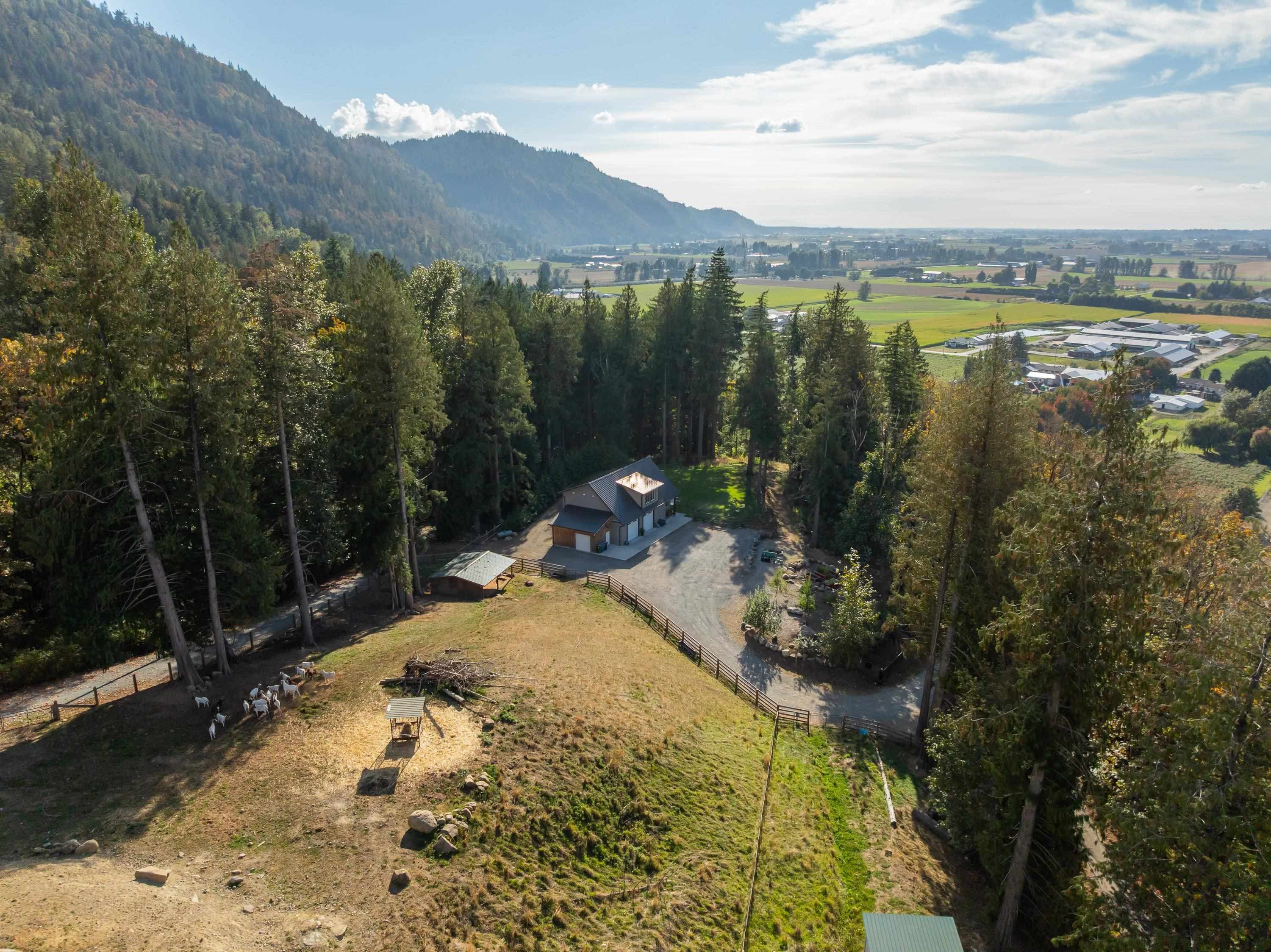 39840 Old Yale Road, Abbotsford, V3G 1X7 — photo 1