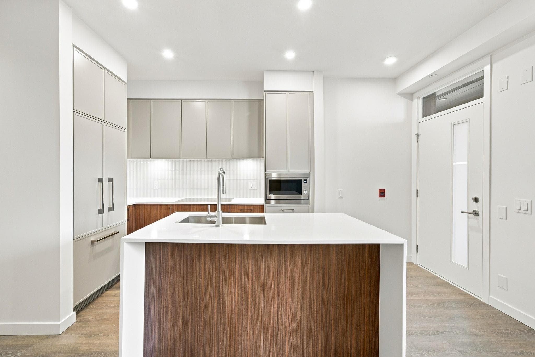 102 - 956 Lytton Street, North Vancouver, V7H 0C4 — photo 4