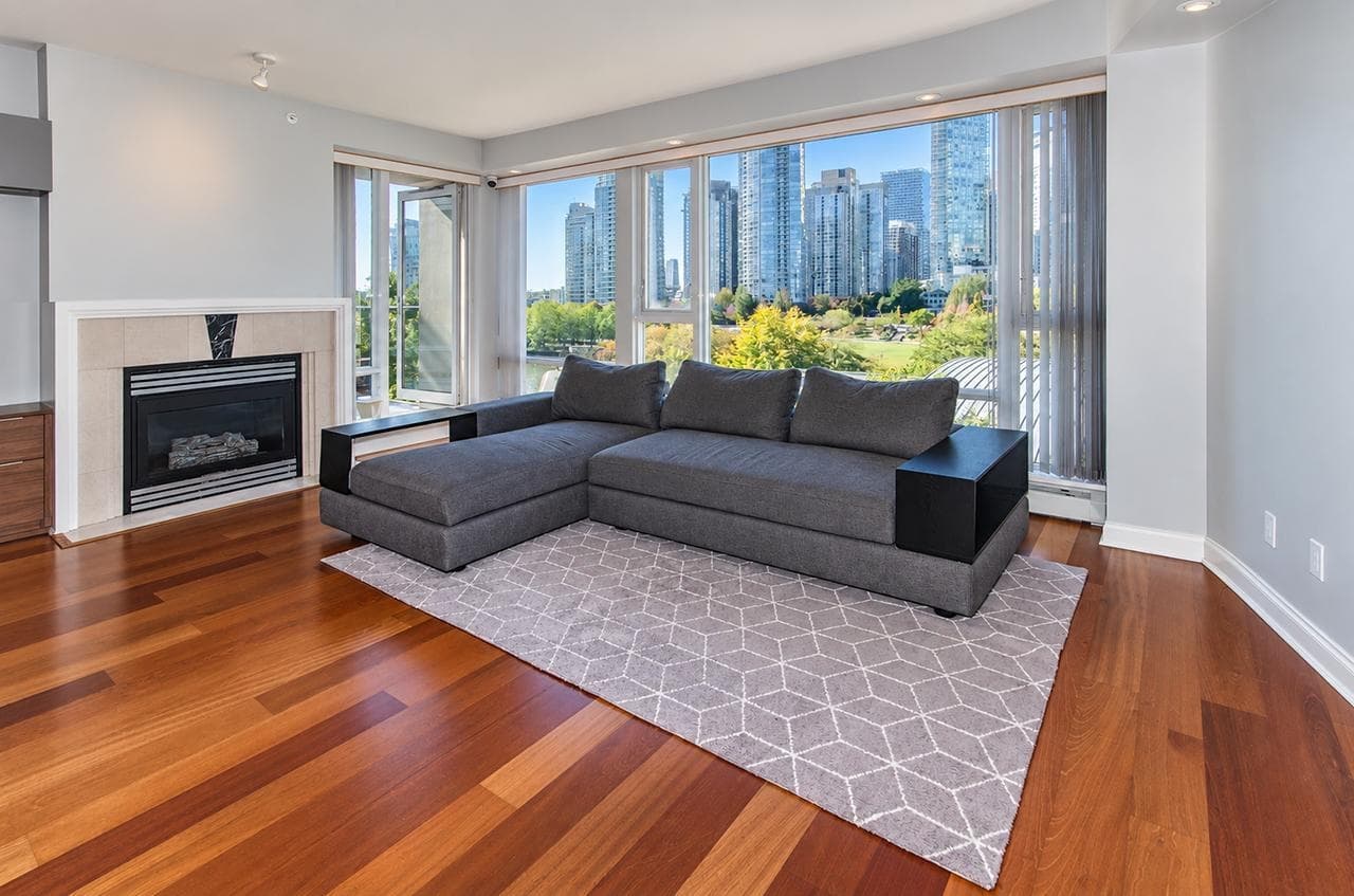 702 - 1383 Marinaside Crescent, Vancouver, V6Z 2W9 — photo 3