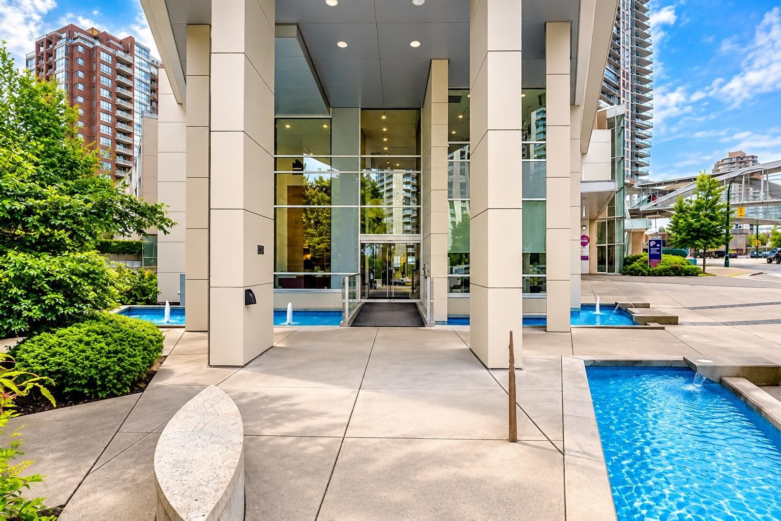 210 - 4808 Hazel Street, Burnaby, V5H 0A2 — photo 4