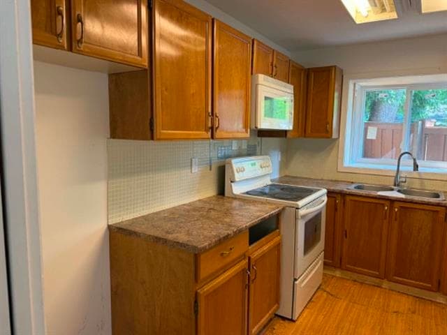 101 - 13858 102 Avenue, Surrey, V3T 1P1 — photo 2