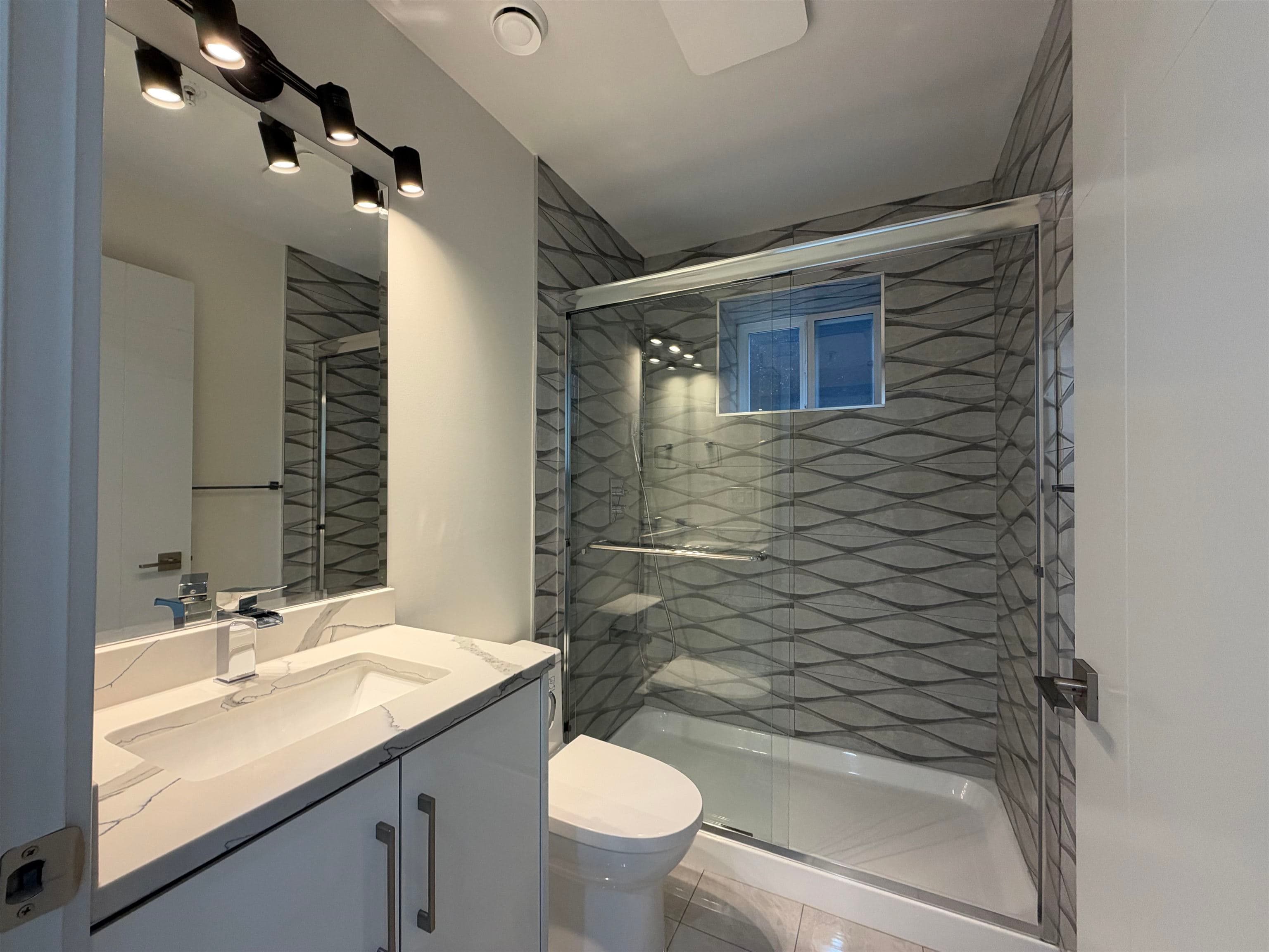 2 - 1052 E 50th Avenue, Vancouver, V5X 1B8 — photo 5