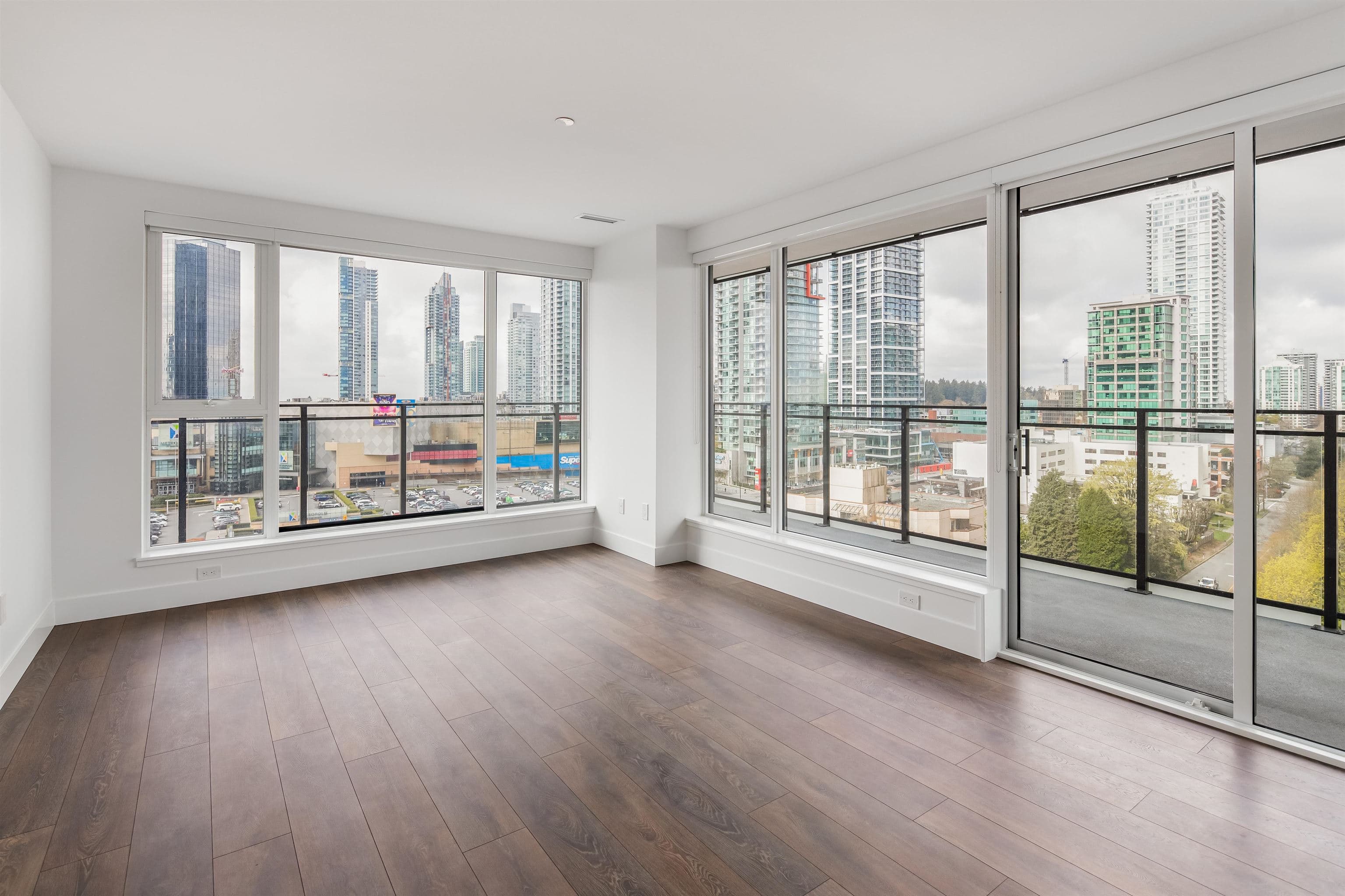 1005 - 4711 Hazel Street, Burnaby, V5H 0J9 — photo 4