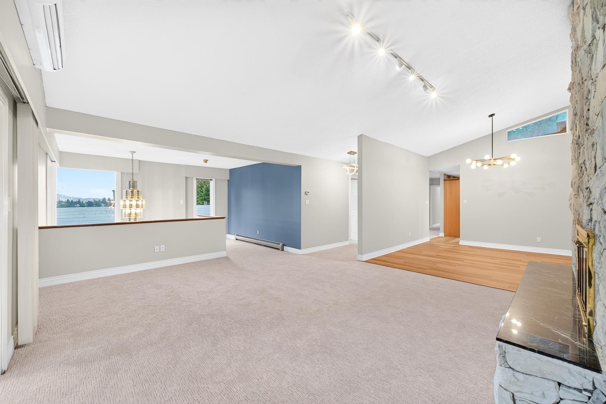 5966 Baffin Place, Burnaby, V5H 3S8 — photo 3
