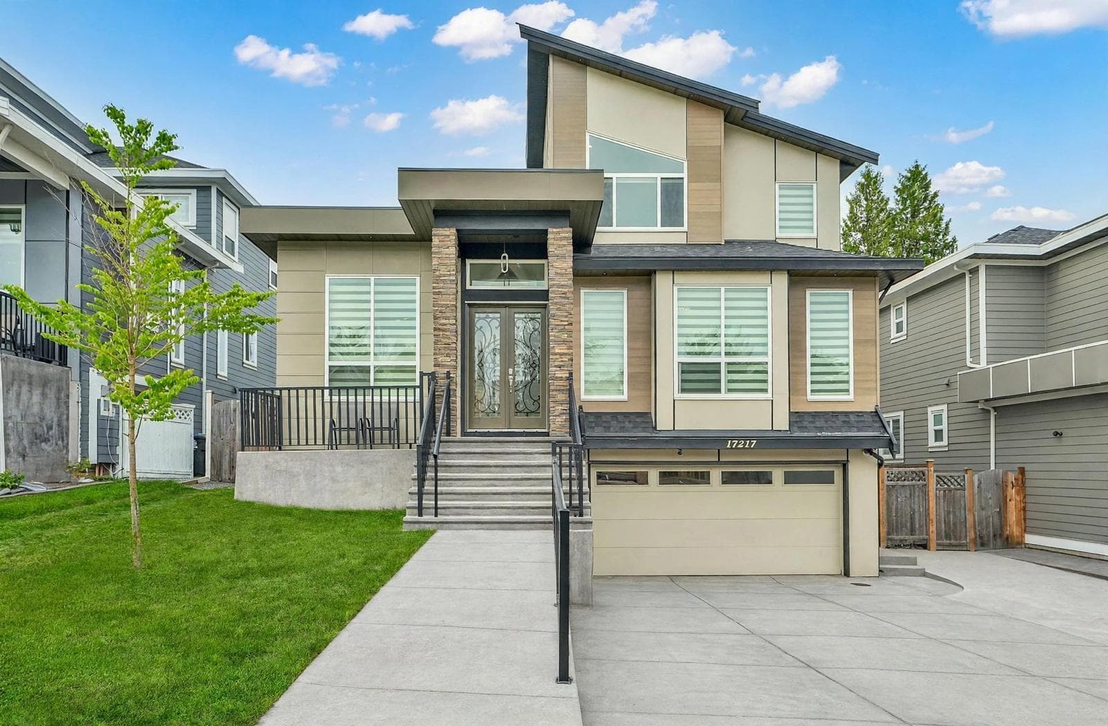 17217 59 Avenue, Surrey, V3S 8T7 — photo 3