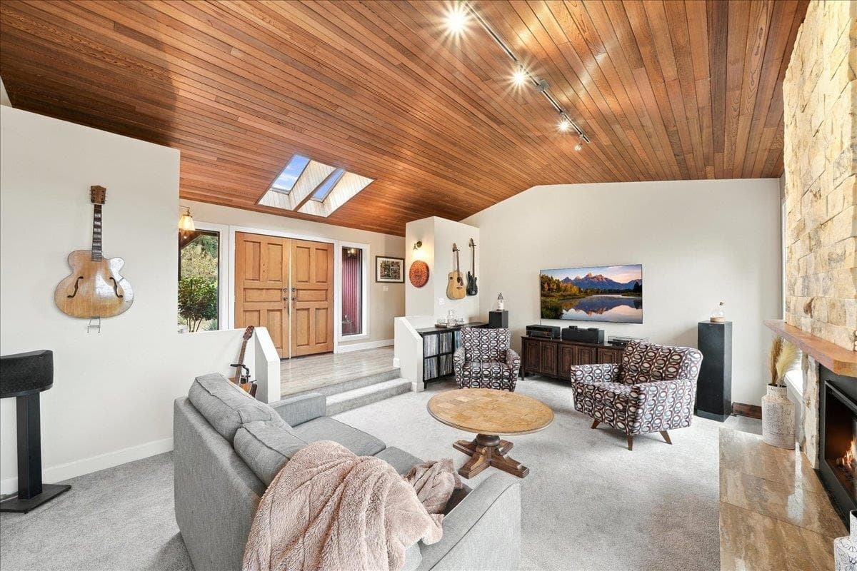 12461 Meadow Brook Place, Maple Ridge, V4R 2H6 — photo 4