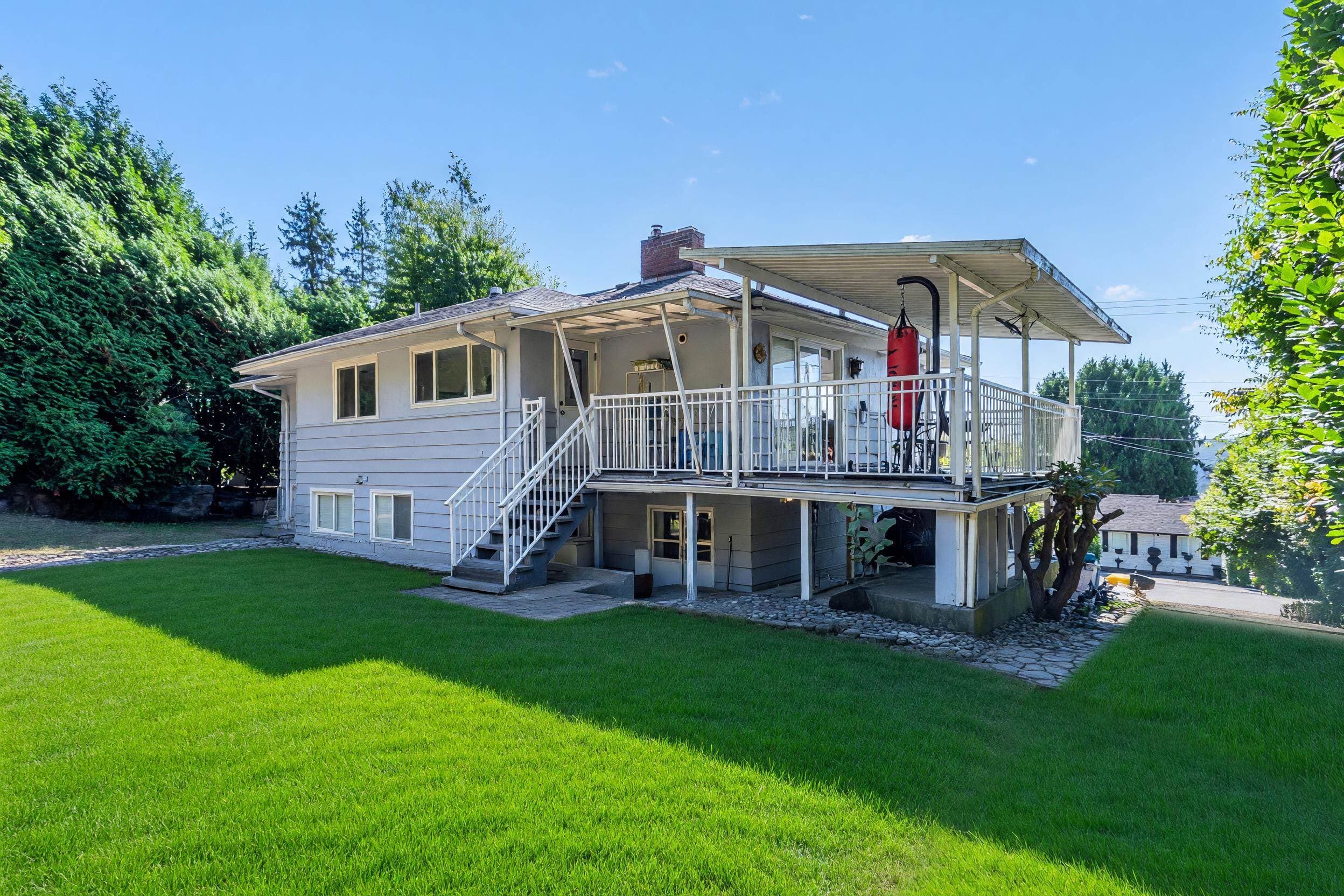 1165 Mathers Avenue, West Vancouver, V7T 2G4 — photo 1