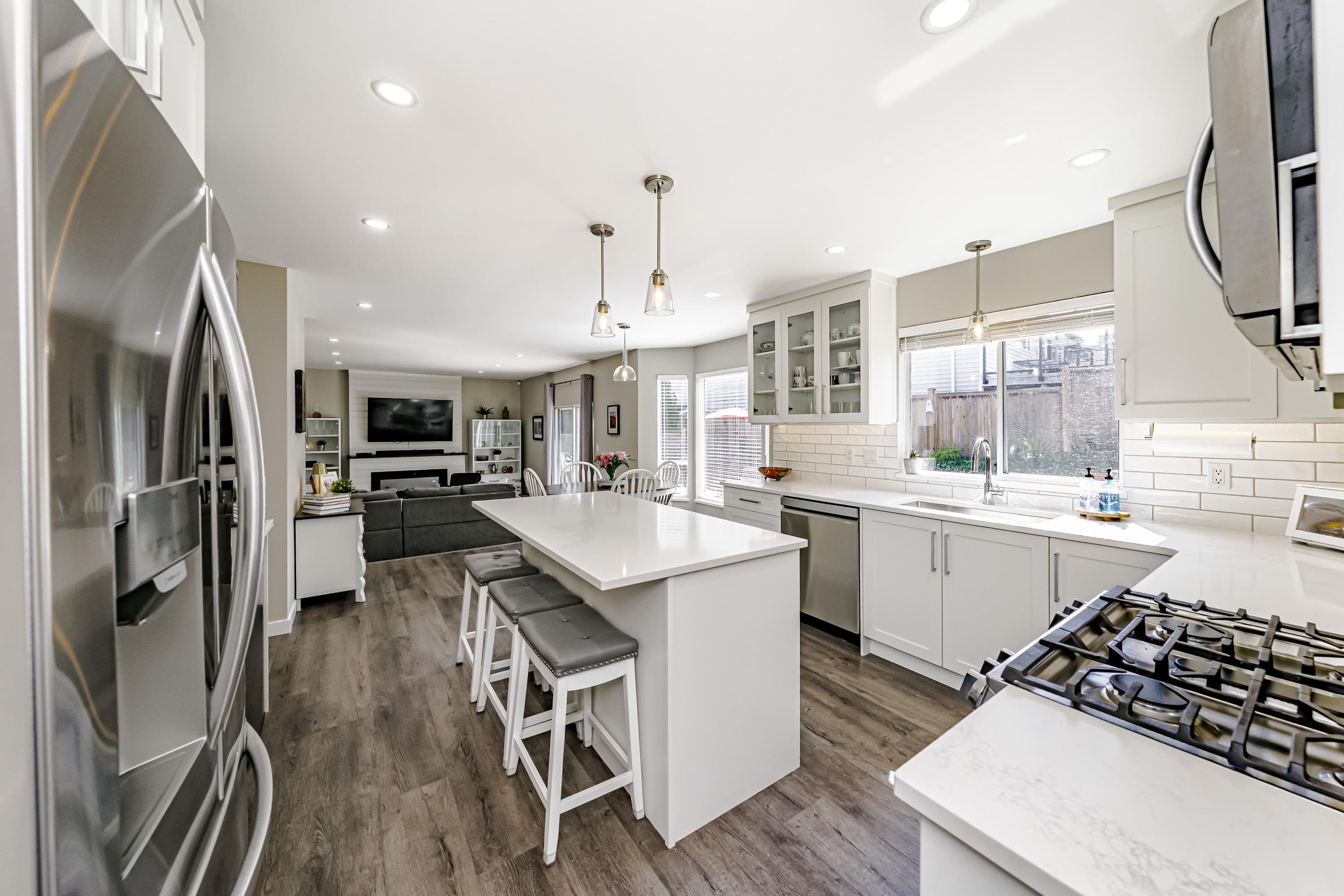 1328 Honeysuckle Lane, Coquitlam, V3E 2K2 — photo 4