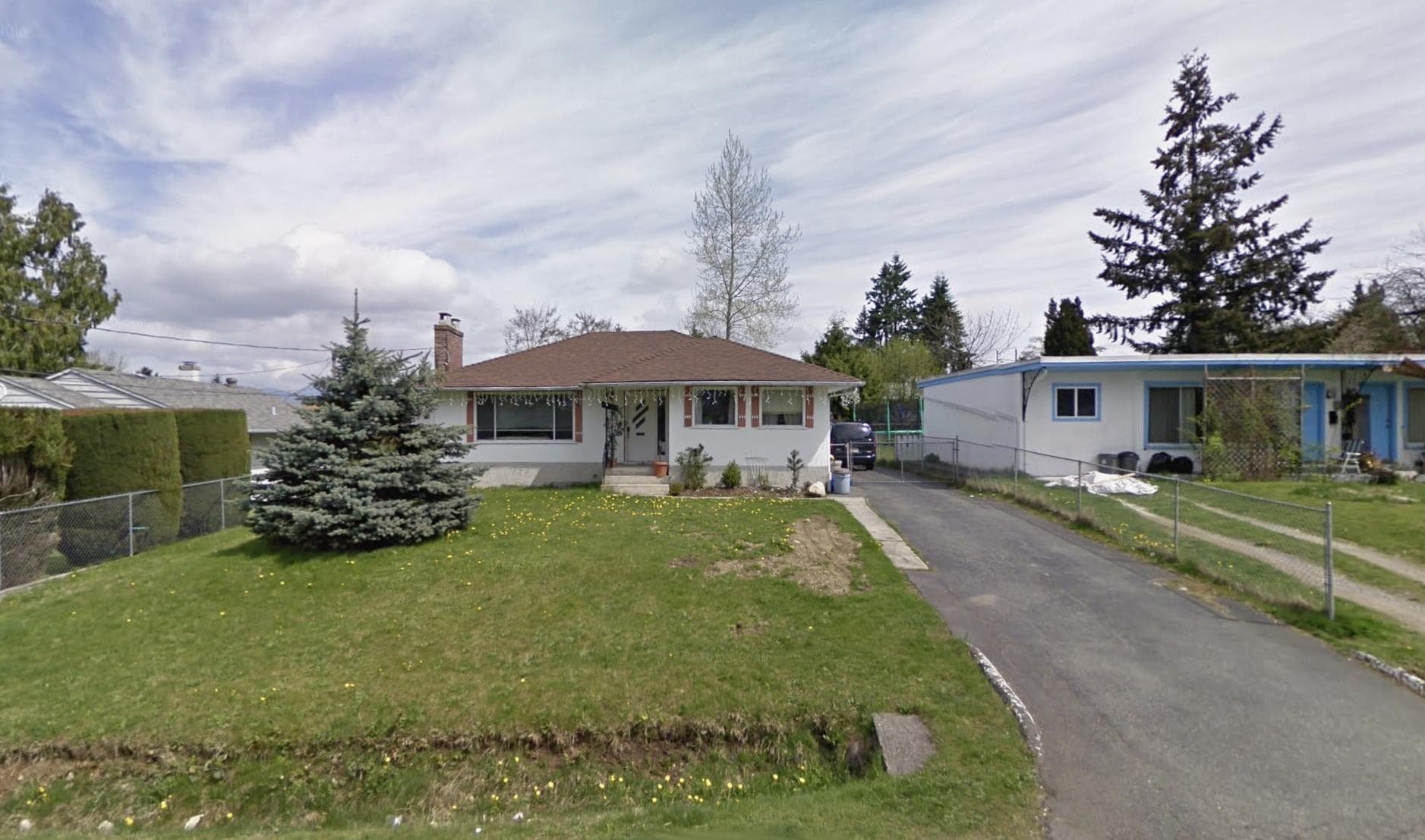 13735 Larner Road, Surrey, V3R 5K4 — photo 1