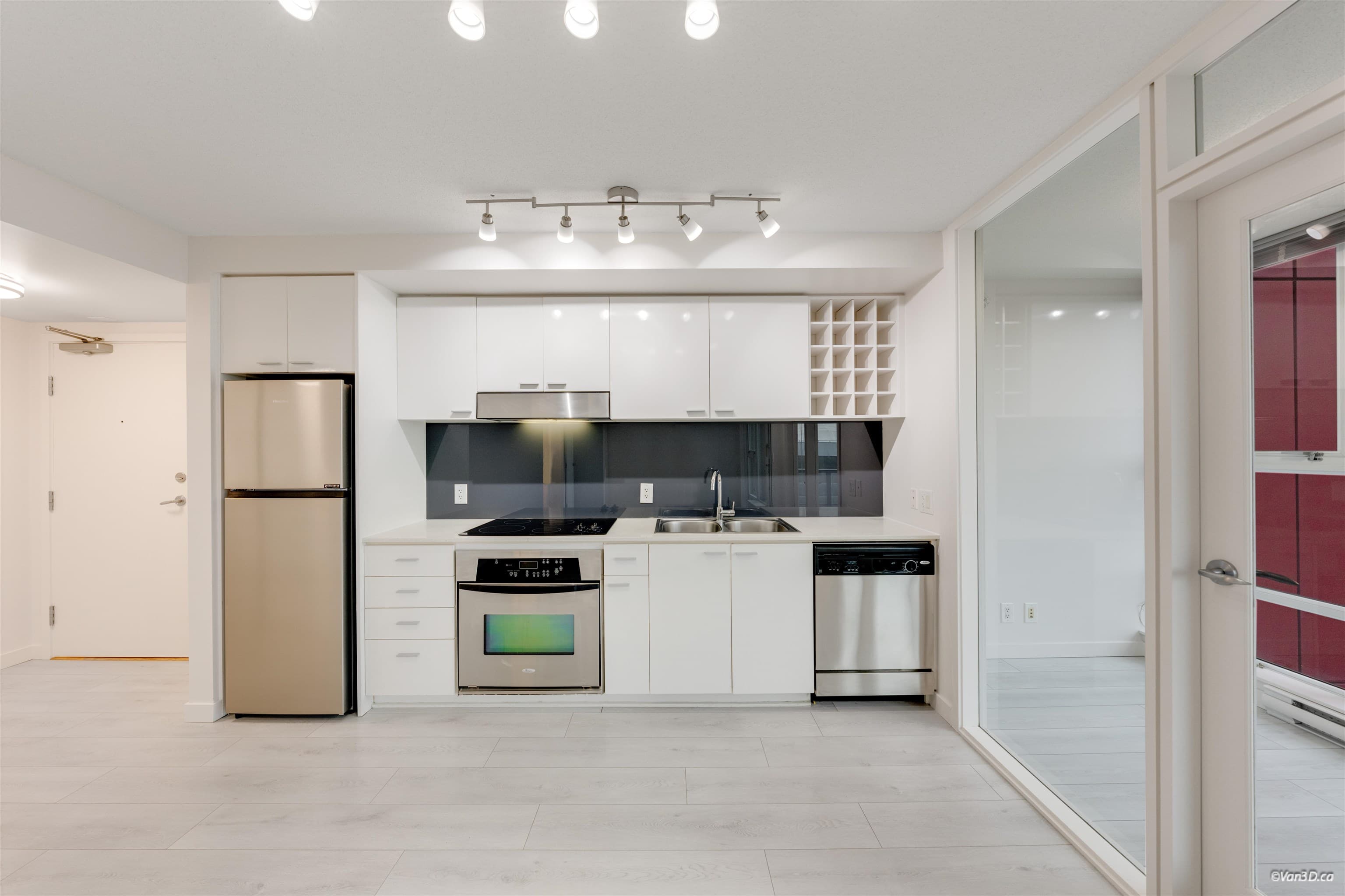 1509 - 111 W Georgia Street, Vancouver, V6B 1T8 — photo 2