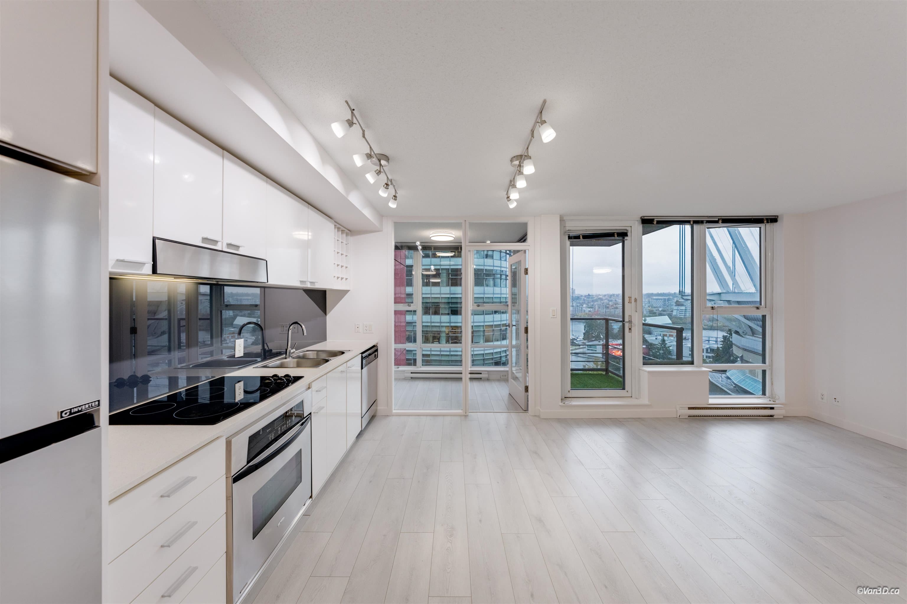 1509 - 111 W Georgia Street, Vancouver, V6B 1T8 — photo 1