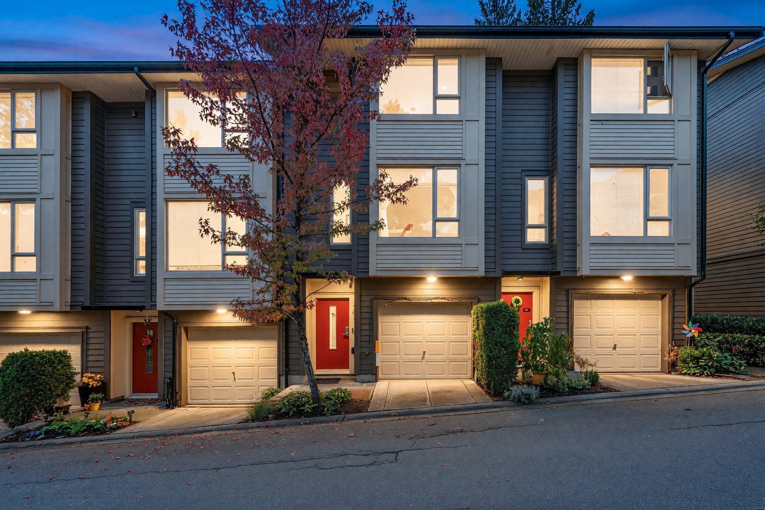 26 - 9229 University Crescent, Burnaby, V5A 4Z2 — photo 2