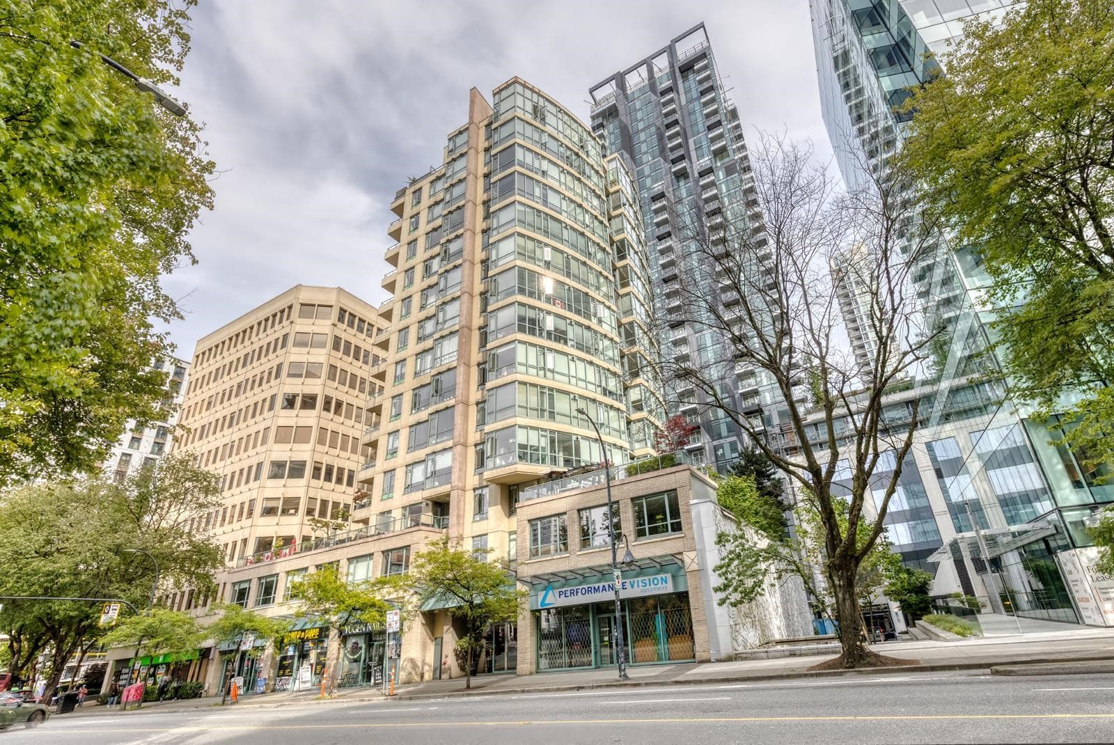 1003 - 1238 Burrard Street, Vancouver, V6Z 3E1 — photo 5