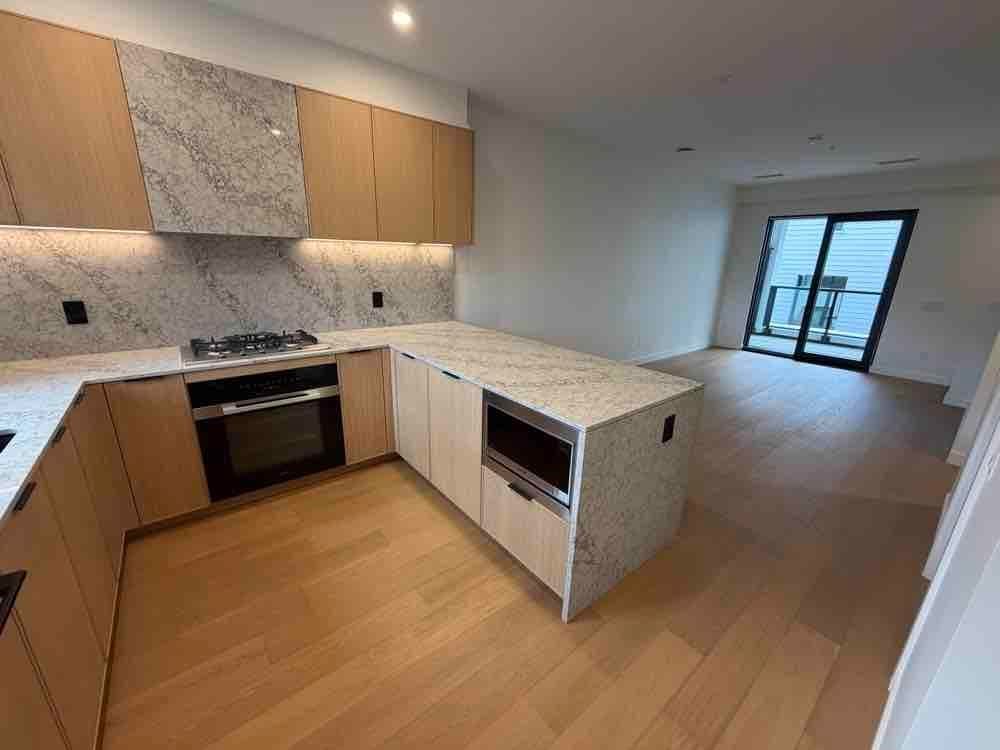 183 - 5433 Oak Street, Vancouver